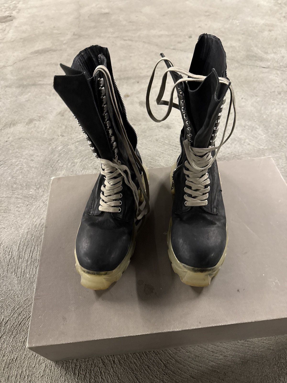 Rick Owens FW20 - Performa Mega Bozo Lace Up Tractor Boots Size US 9 / EU 42 - 3 Thumbnail