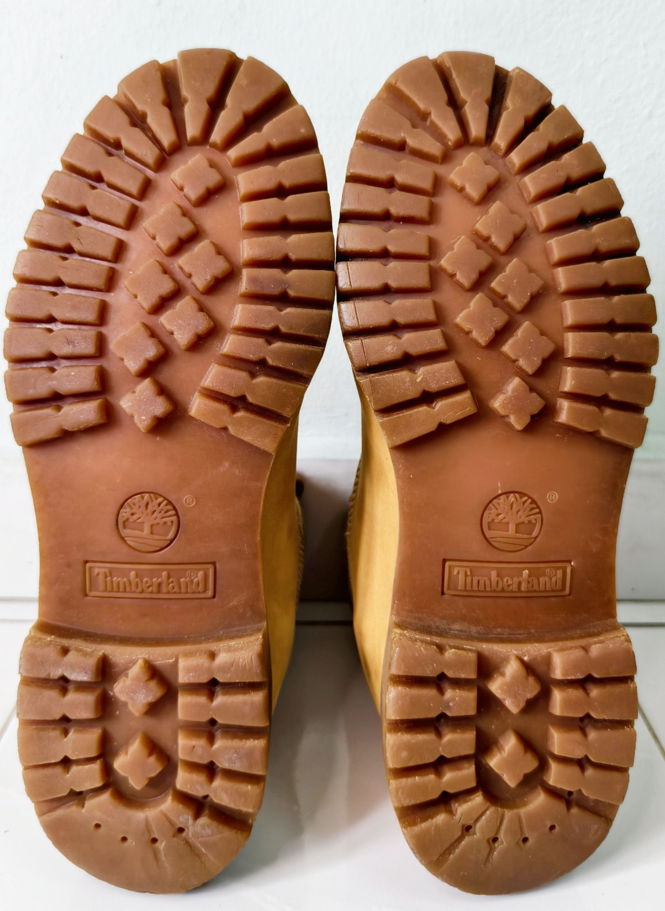 Other TIMBERLAND Men's Heritage Roll-Top Boot Size US 10 / EU 43 - 11 Thumbnail