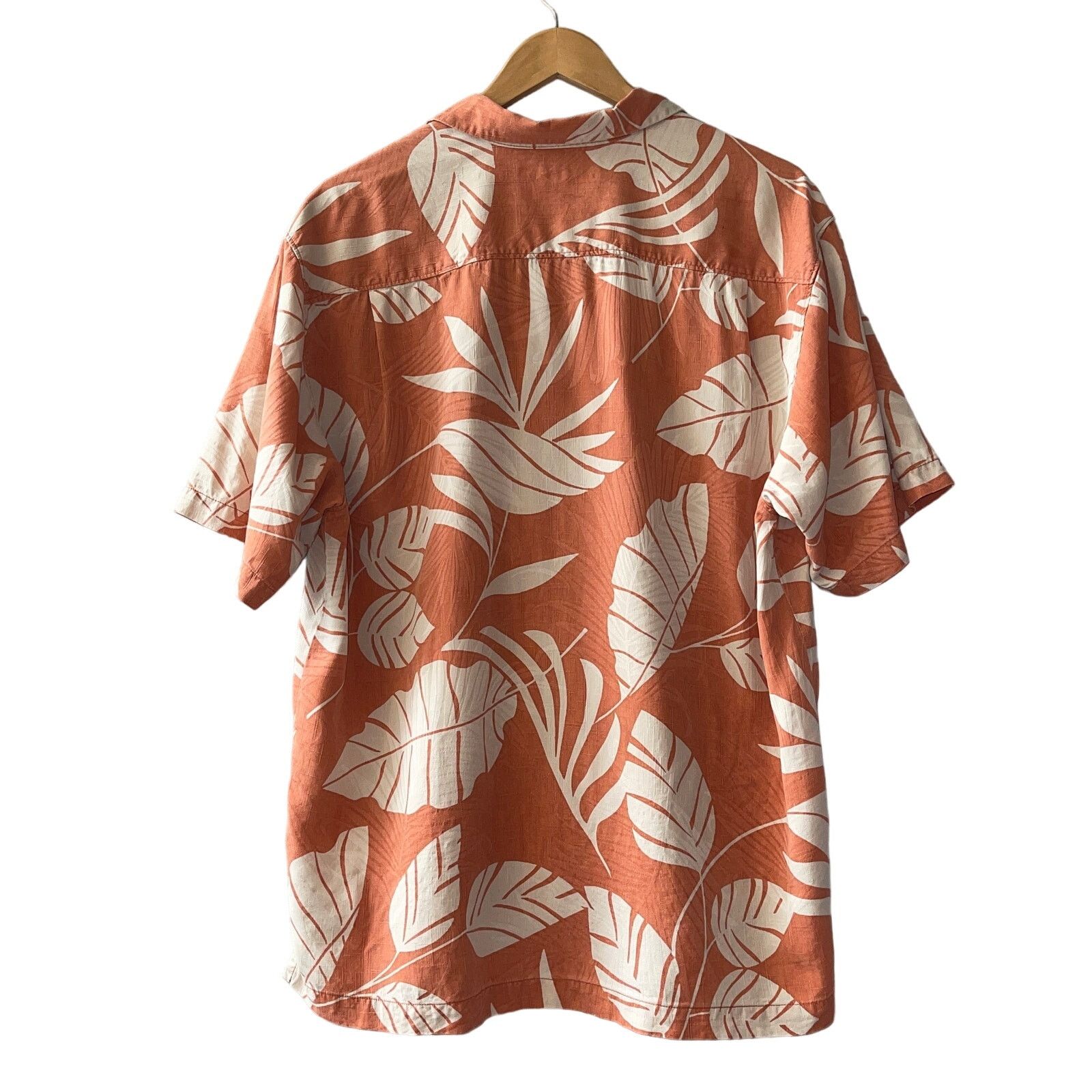 Tommy Bahama Tommy Bahama Tropical Leaf Print Silk Camp Shirt Size Large Size US L / EU 52-54 / 3 - 2 Thumbnail