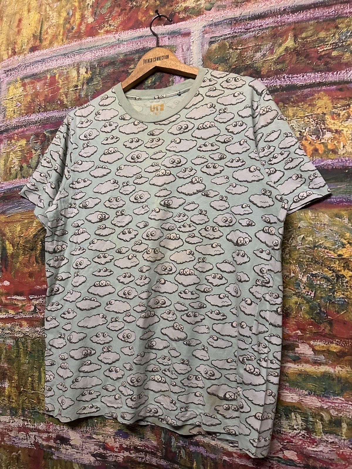 Kaws × Uniqlo Uniqlo x Kaws Tee Size US L / EU 52-54 / 3 - 4 Thumbnail