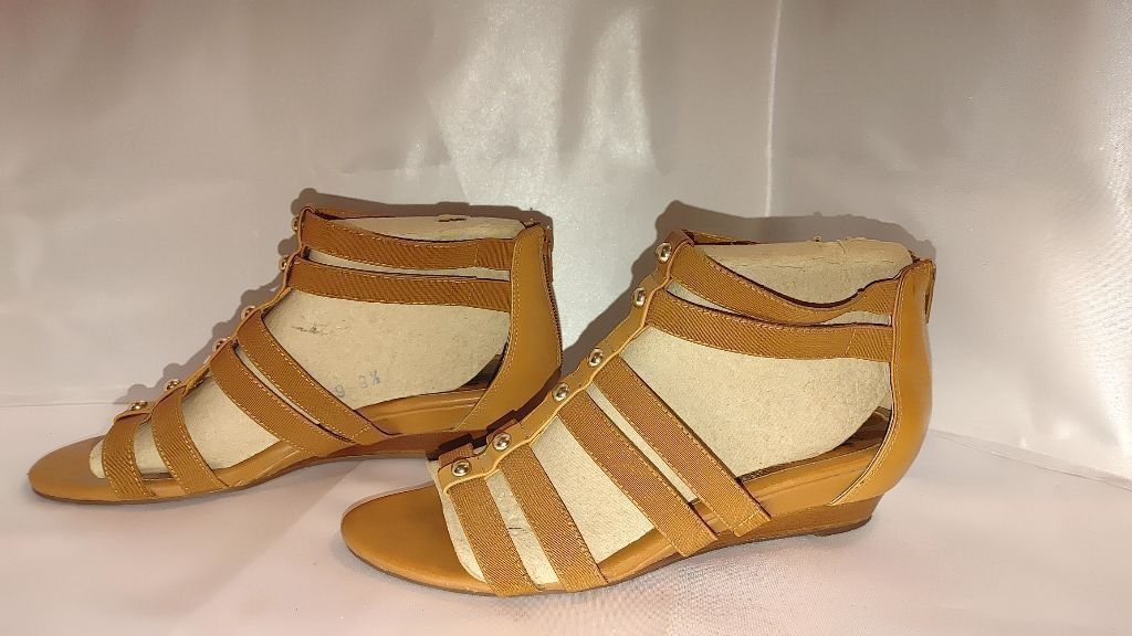 Soffe Sofft Gladiator Sandals Size 9M Size US 9 / IT 39 - 3 Thumbnail