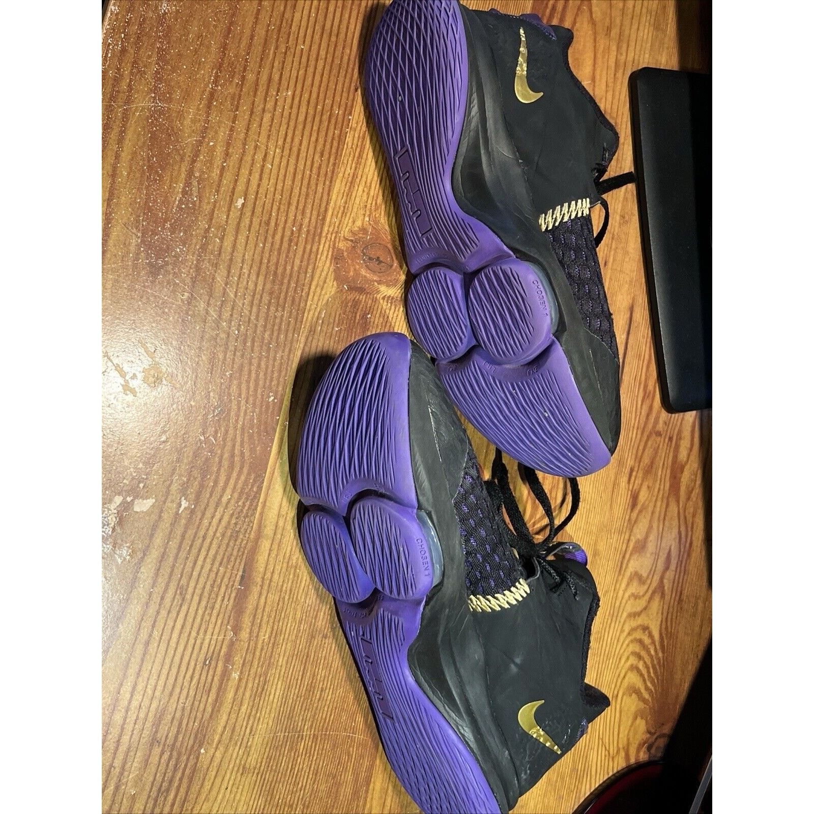 Nike Nike Lebron Witness V 5 Black Purple Gold Size Men's US 12.5 Size US 12.5 / EU 45-46 - 9 Thumbnail
