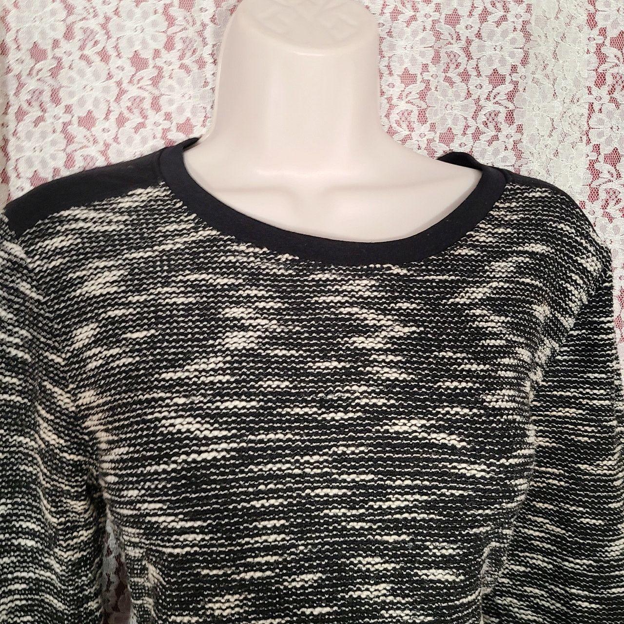 Victoria's Secret Victoria secret knit front long sleave shift dress small Size S / US 4 / IT 40 - 4 Thumbnail
