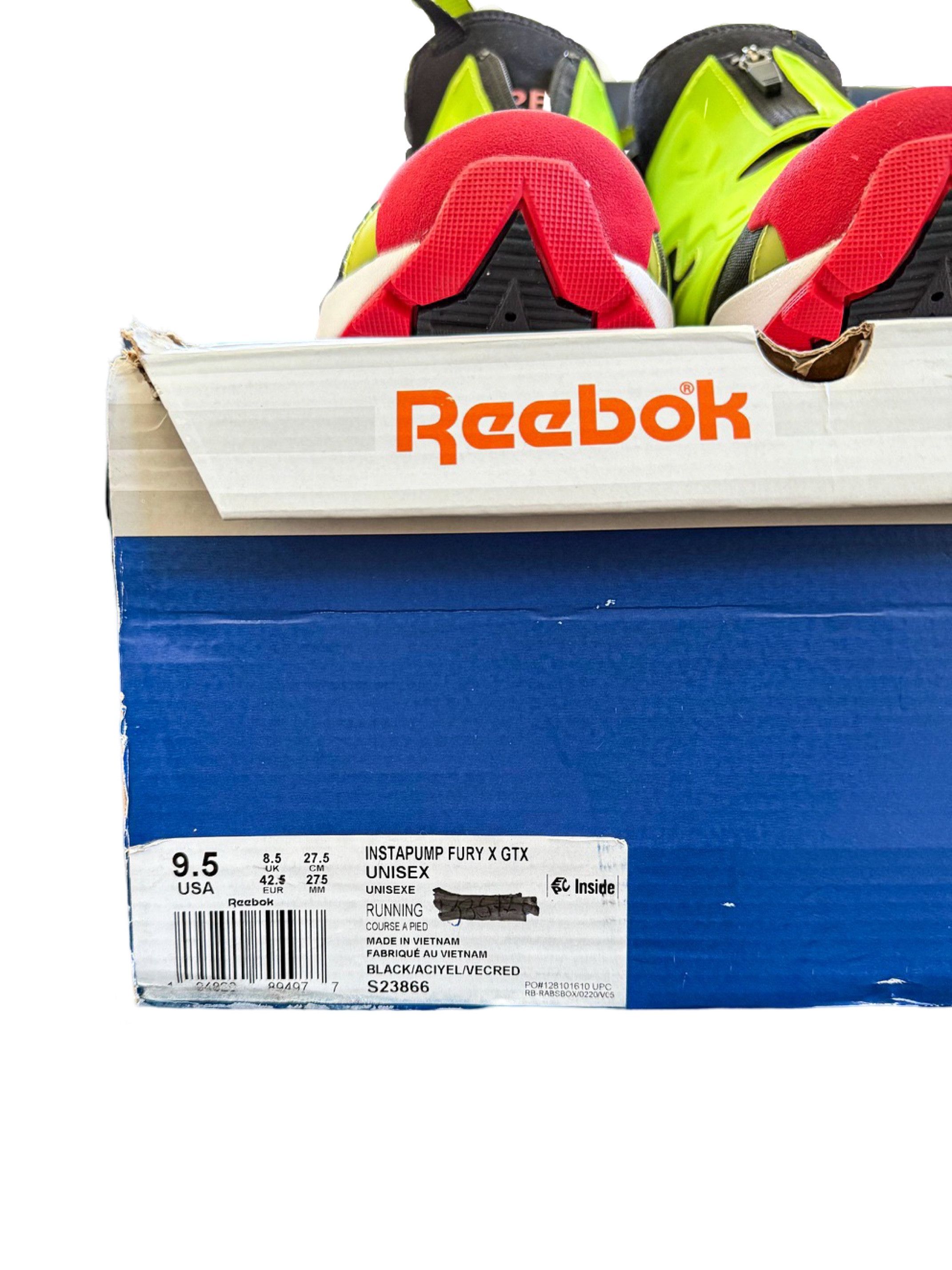 Reebok InstaPump Fury Gore-Tex Size US 9.5 / EU 42-43 - 2 Thumbnail
