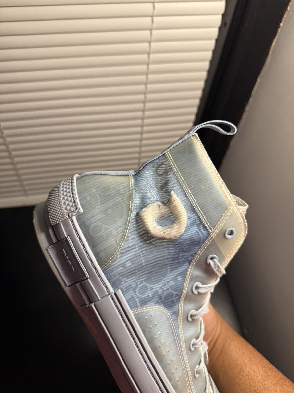 Dior Dior B23 High Top Daniel Arsham Light Blue US 11 / 44 EU Size US 11 / EU 44 - 10 Thumbnail