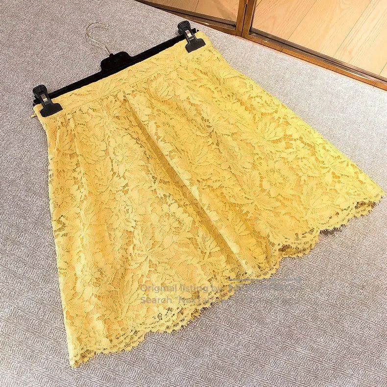 Valentino Valentino Yellow lace skirt Size S / US 4 / IT 40 - 2 Thumbnail