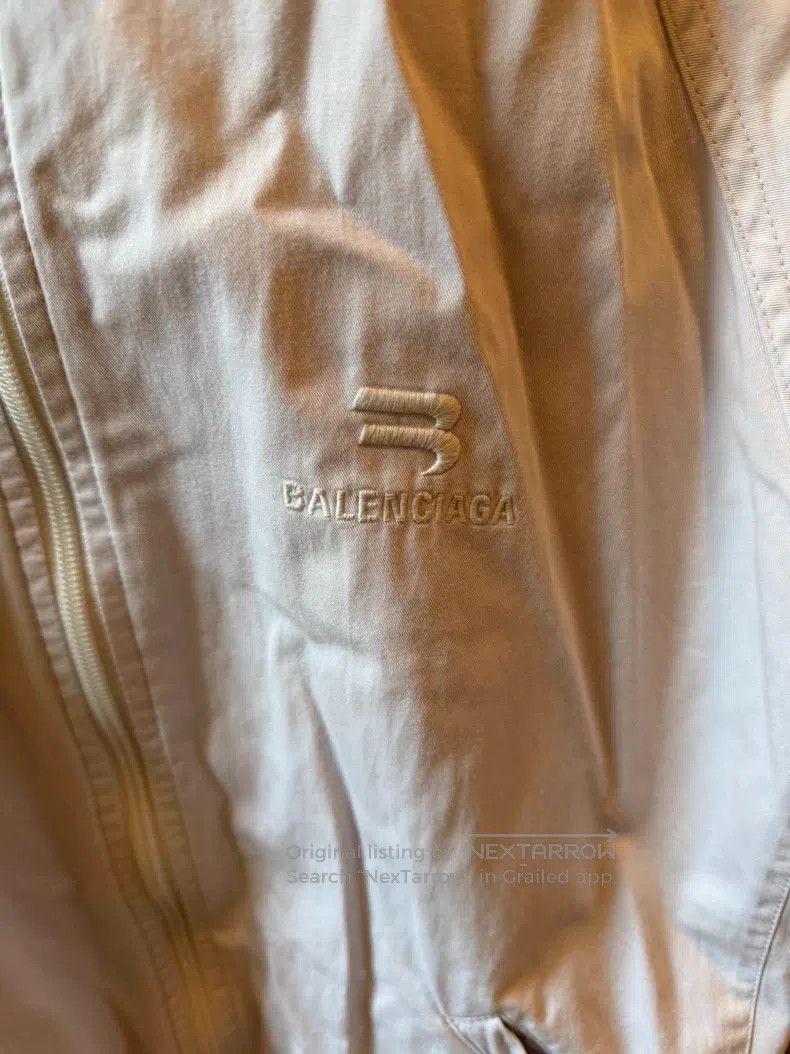 Balenciaga Balenciaga Pure white sports jacket Size US S / EU 44-46 / 1 - 3 Thumbnail