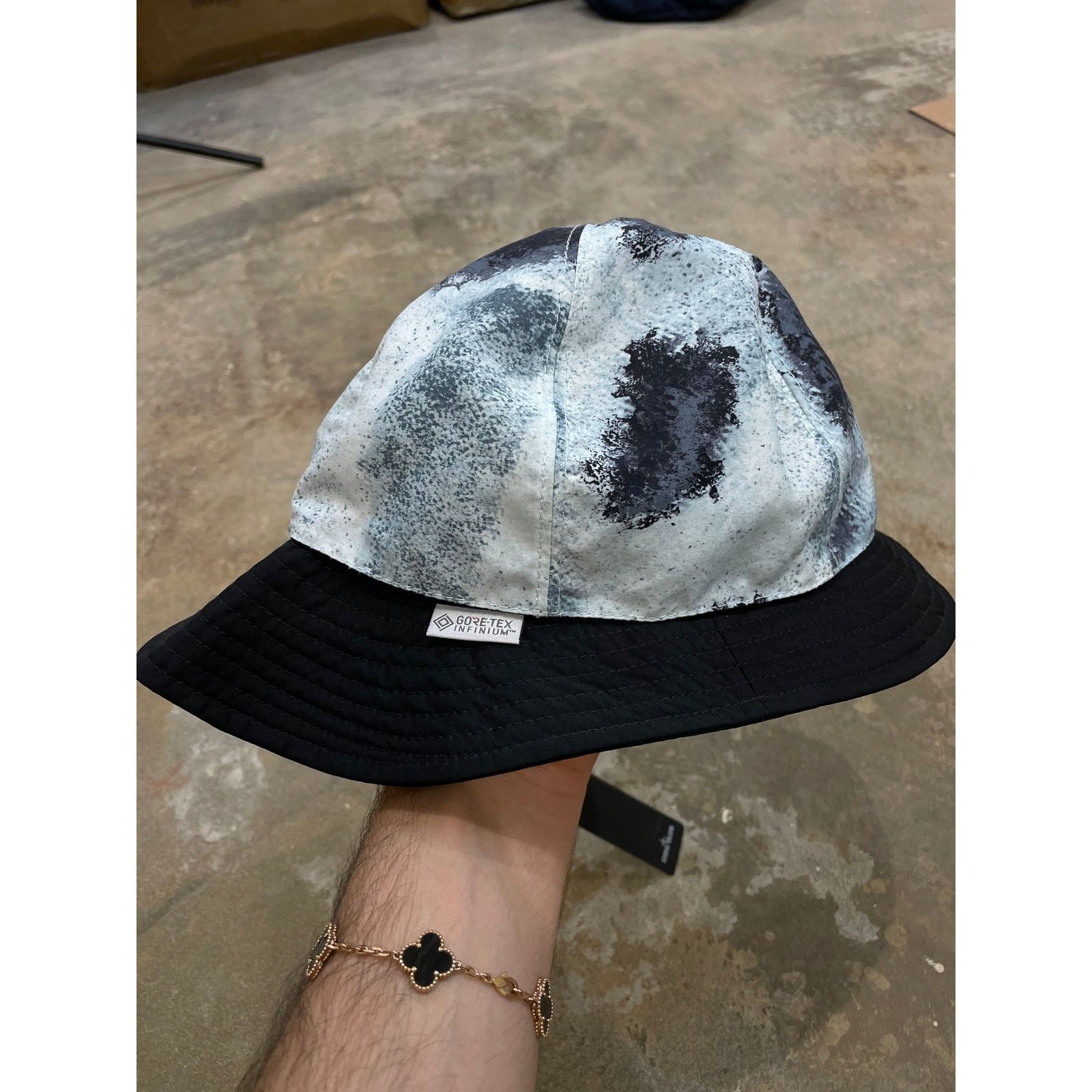 Stone Island Stone Island Bucket Hat Black OS Size ONE SIZE - 2 Thumbnail