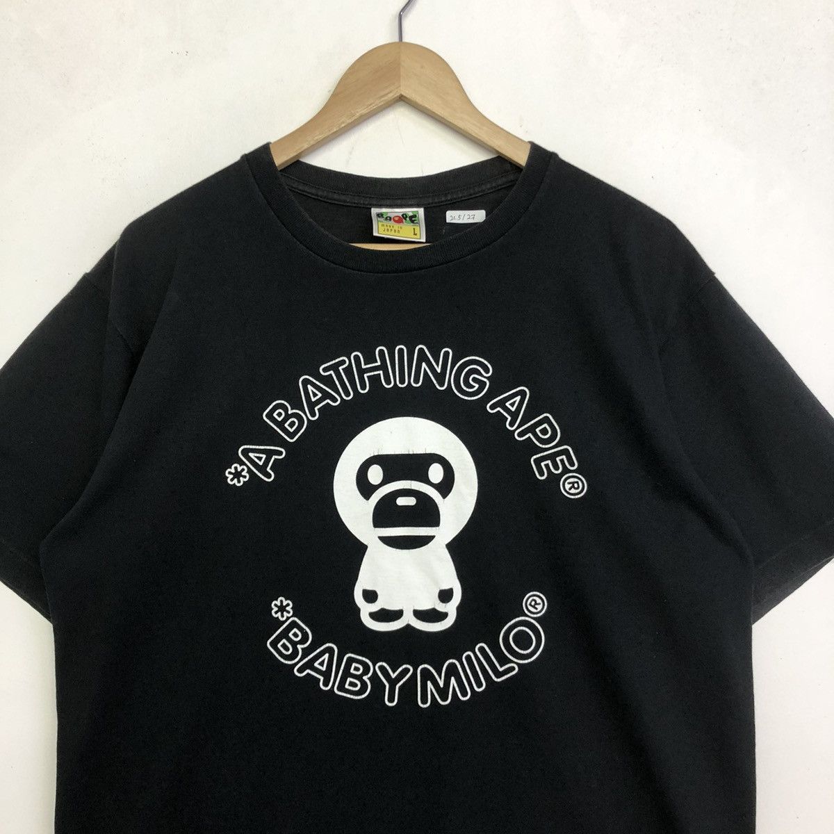 Bape A Bathing Ape X Baby Milo Grafiti Tshirt Size US L / EU 52-54 / 3 - 3 Thumbnail