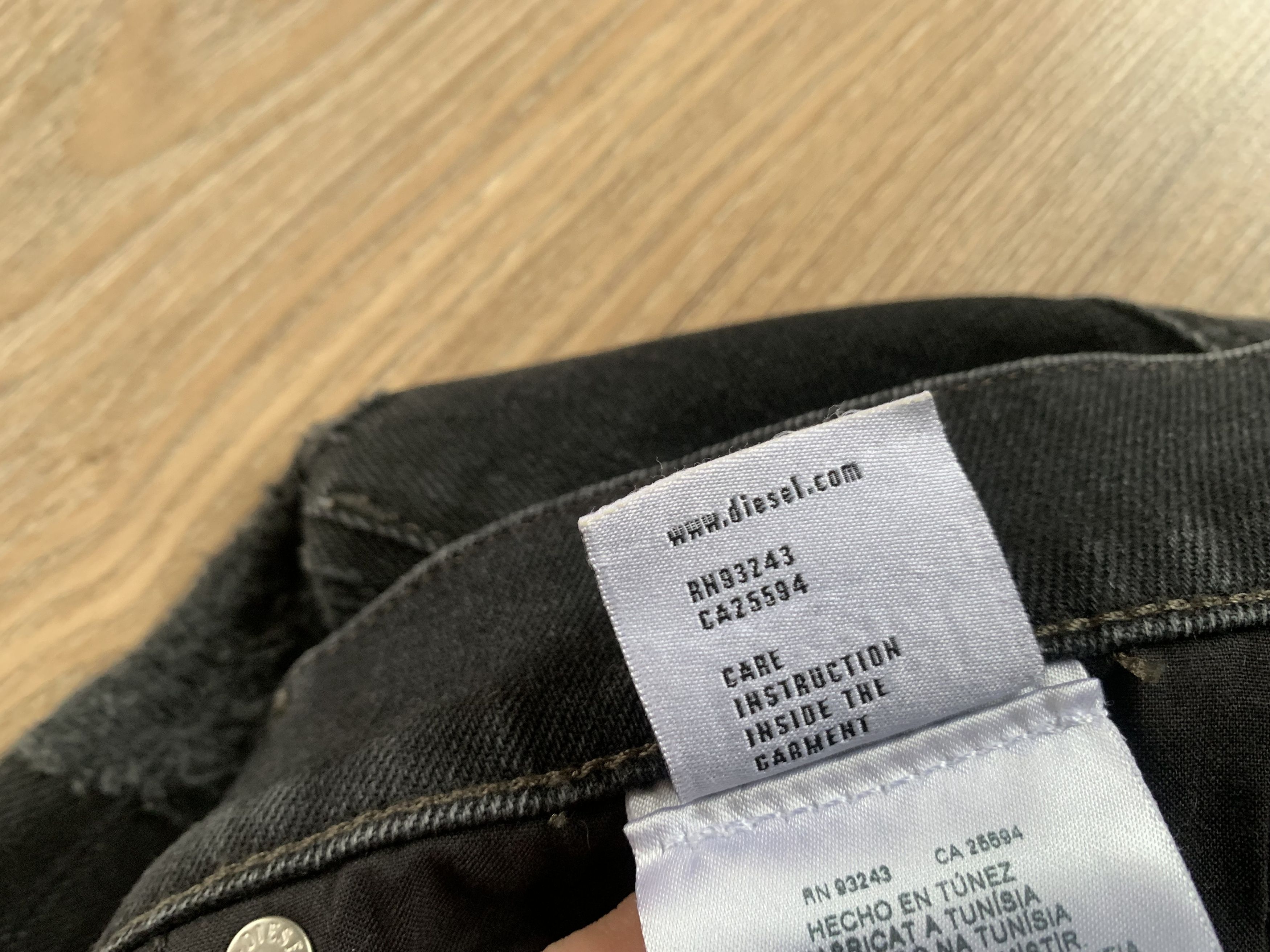 Diesel Diesel D-Strukt Distressed Black Jeans Size US 31 - 9 Thumbnail