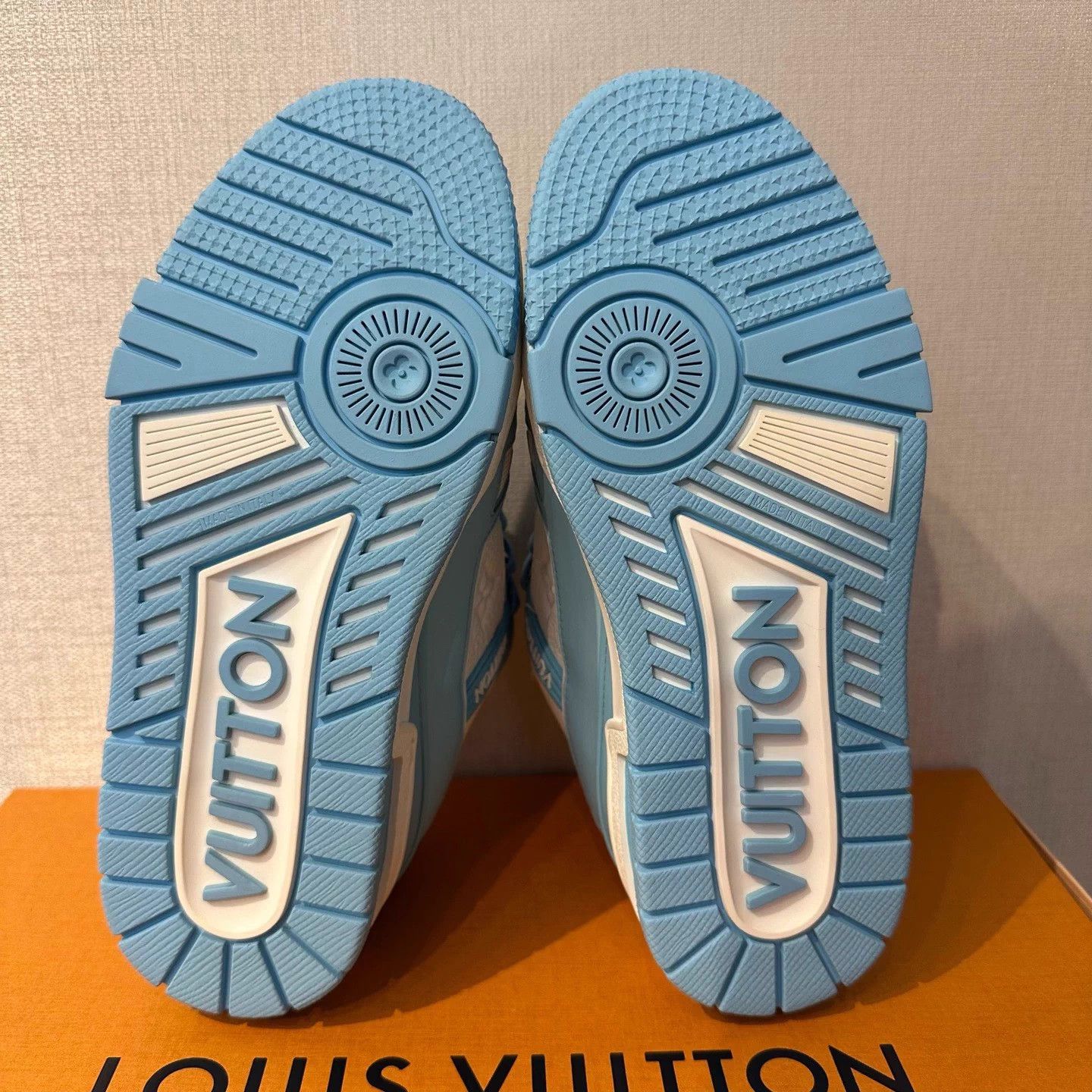 Louis Vuitton LV Sky Blue Trainer 35 New Size US 4 / IT 34 - 5 Thumbnail