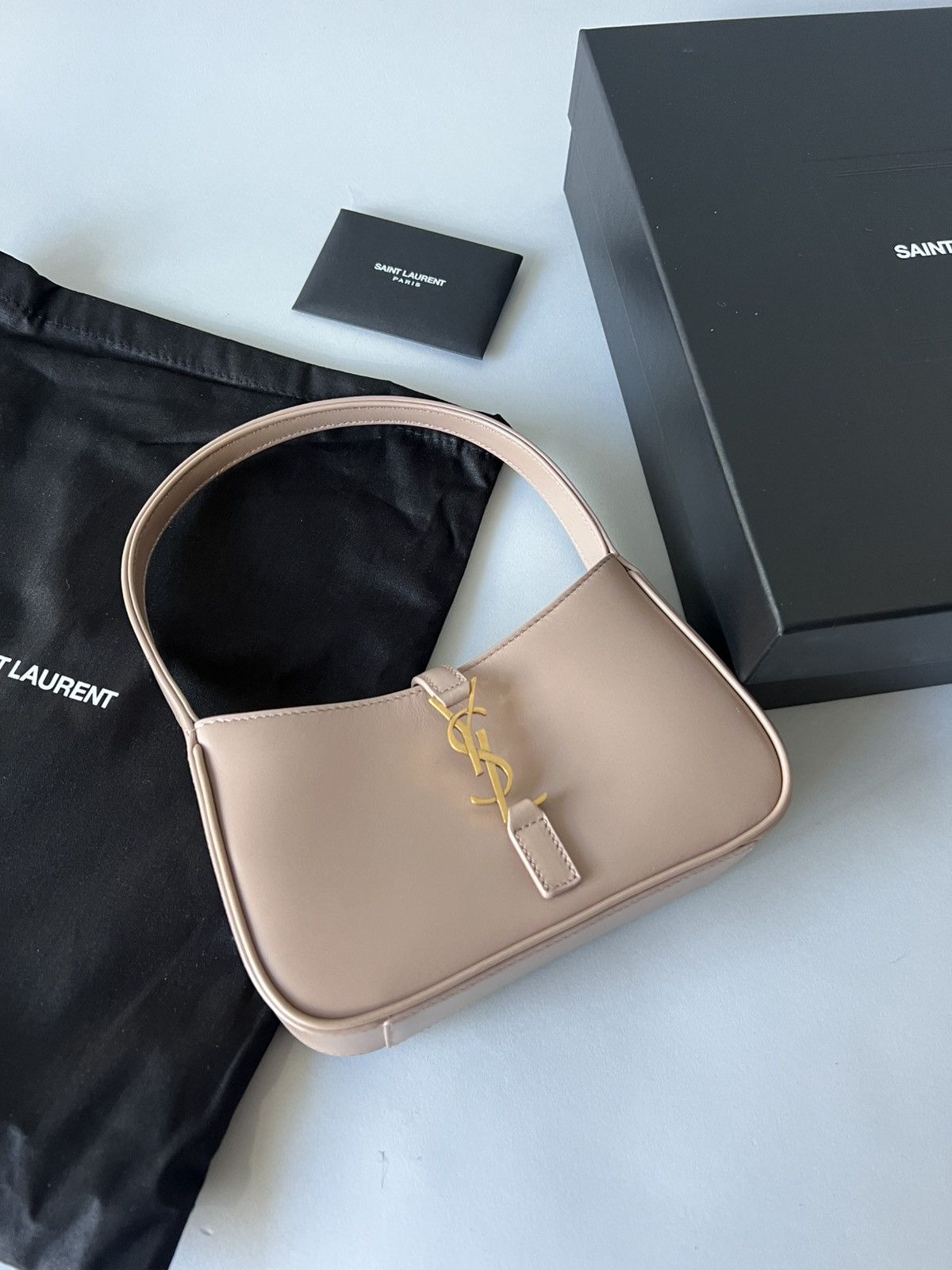 Saint Laurent Paris Saint Laurent Mini 5a7 Leather Hobo Bag in Rosy Sand Size ONE SIZE - 7 Thumbnail