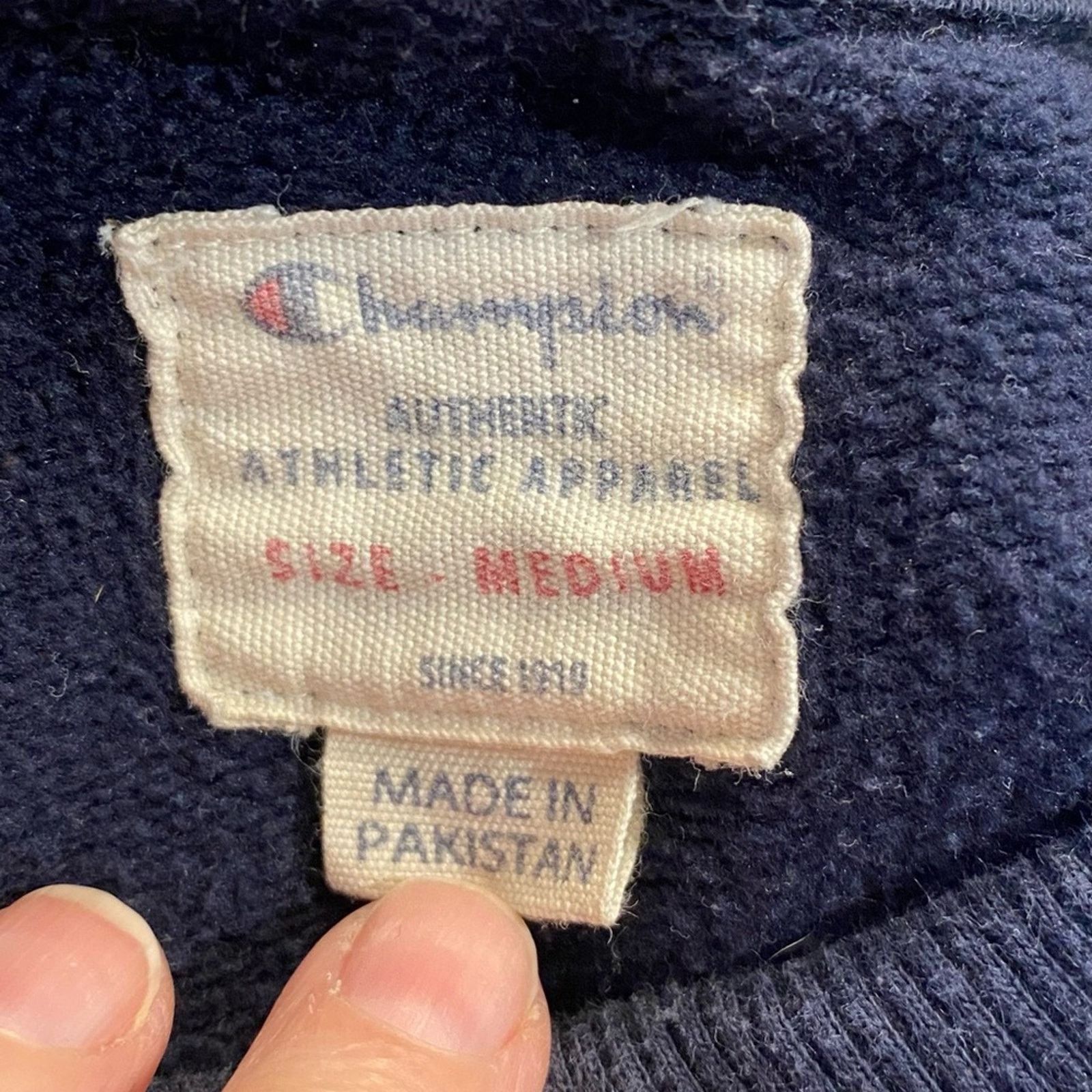 Champion Champion Navy Blue Size Medium Sweatshirt with Patch Logo Size US M / EU 48-50 / 2 - 4 Thumbnail