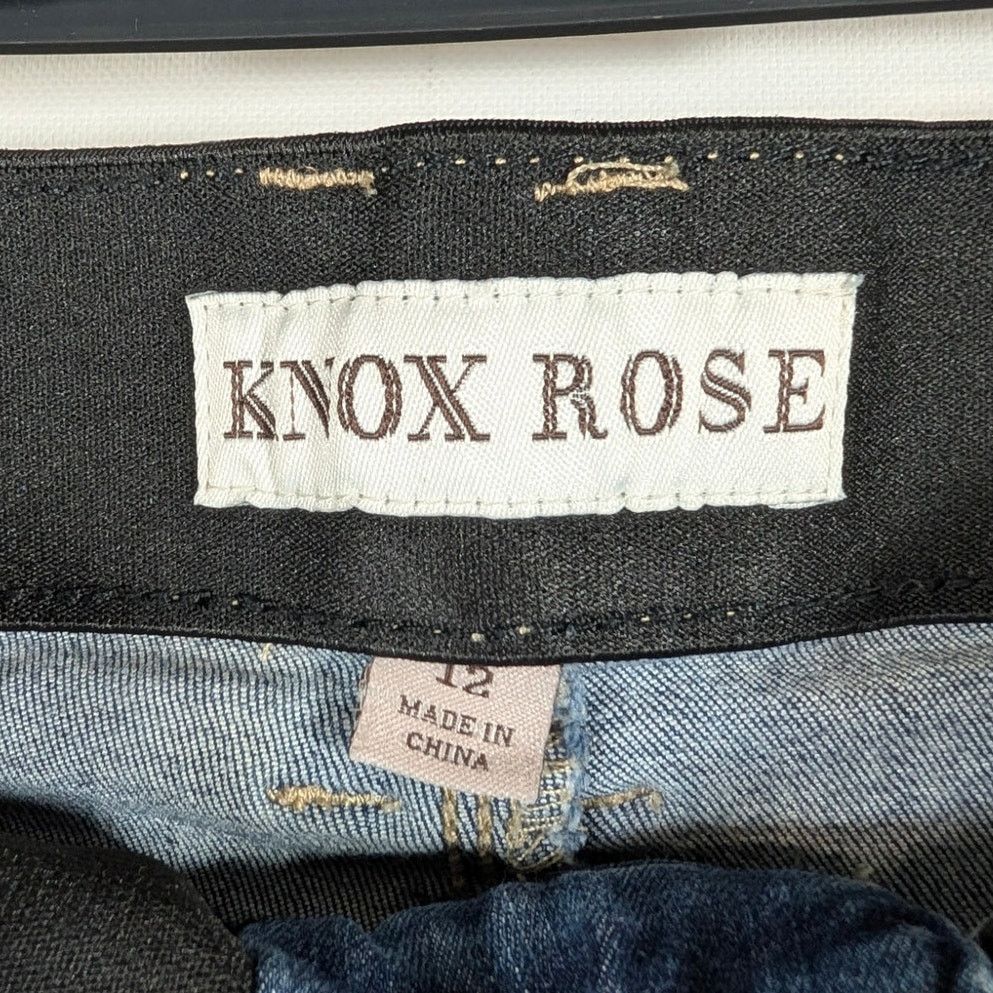 Unknown London Knox Rose Embroidered Floral Jeans Women’s Size 12 USED Size 34" / US 12 / IT 48 - 4 Thumbnail