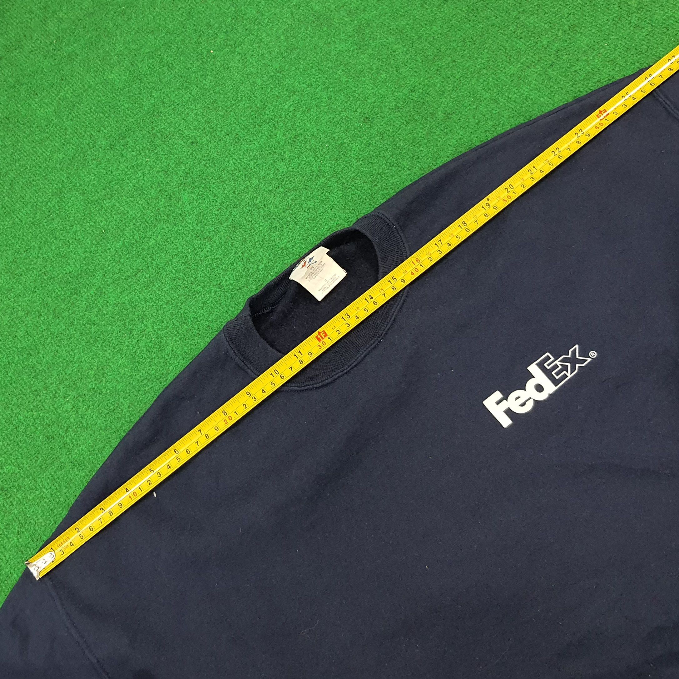 Vintage Vintage FedEx Express Shipping Courier Staff Sweatshirts Size US XXL / EU 58 / 5 - 8 Thumbnail