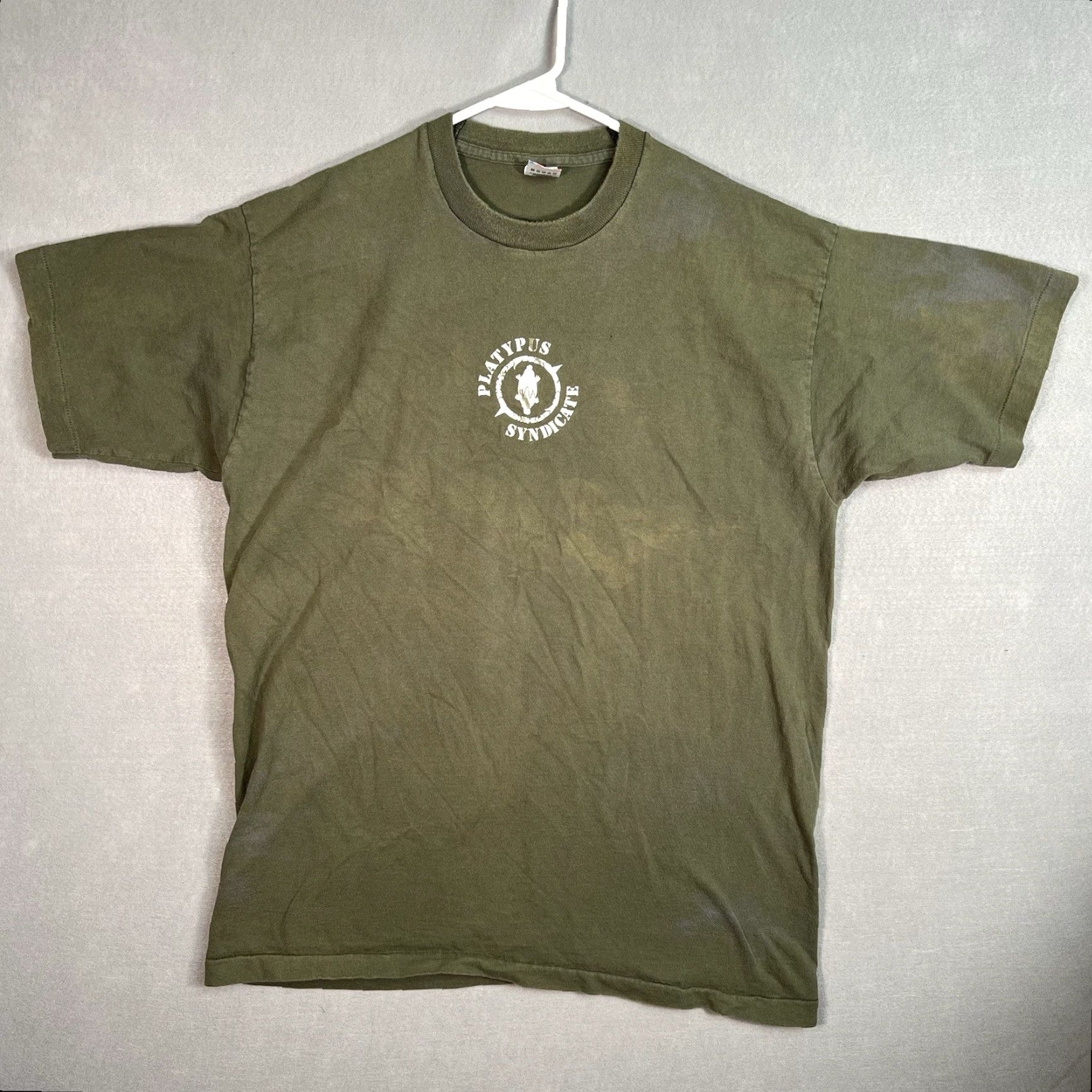 Fruit Of The Loom VINTAGE Fruit of the Loom 90s Platypus Syndicate Graphic Tee Adult XL Men Green Cotton 1990s Sportswear/Beach T-Shirt Mens Size US XL / EU 56 / 4 - 2 Thumbnail