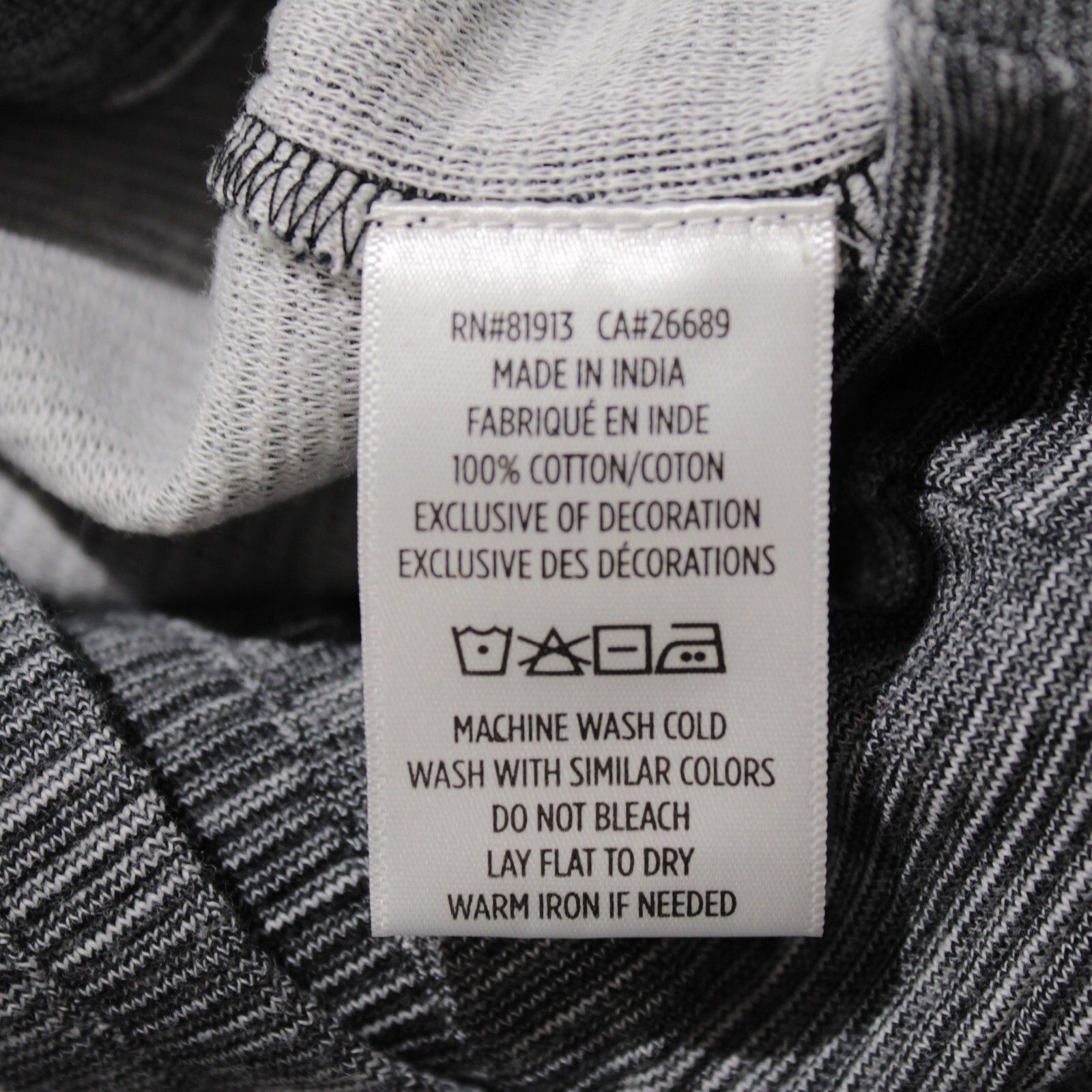 Robert Graham Robert Graham Sweater Size US L in Gray Size US L / EU 52-54 / 3 - 9 Thumbnail