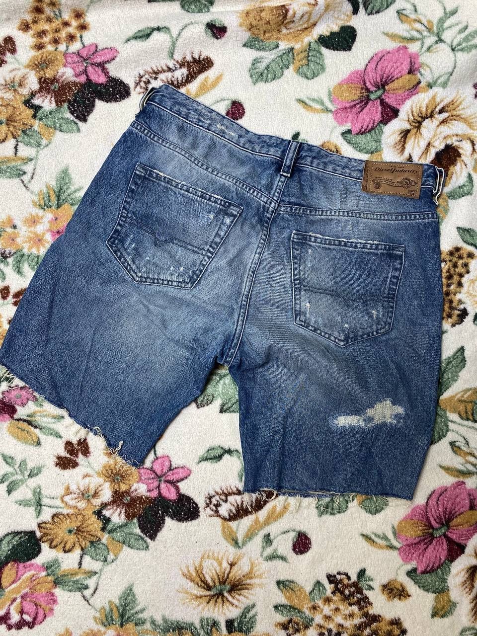 Diesel Diesel Industry Denim Shorts Mens Embroidered Logo Baggy Size US 29 - 15 Thumbnail