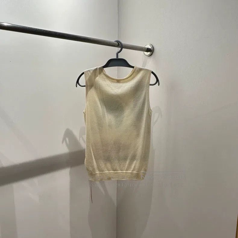 Hermes Hermes Cashmere and Mulberry Silk Knit Vest Size XXS / US 00 / IT 34 - 2 Thumbnail