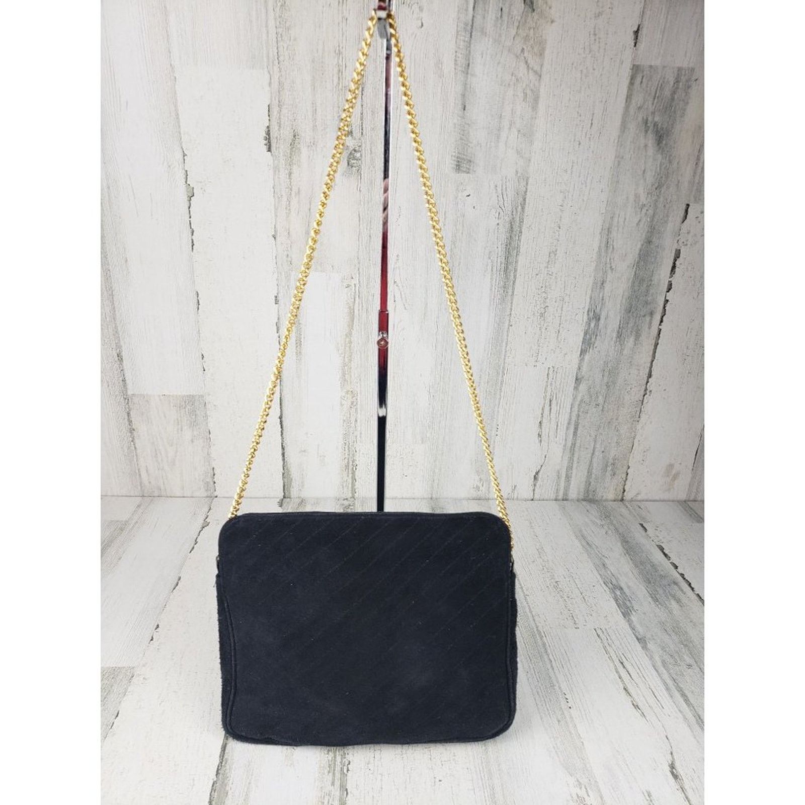 Other Gold-Chain Black Quilted Shoulder Bag Women's Purse Size ONE SIZE - 1 Thumbnail