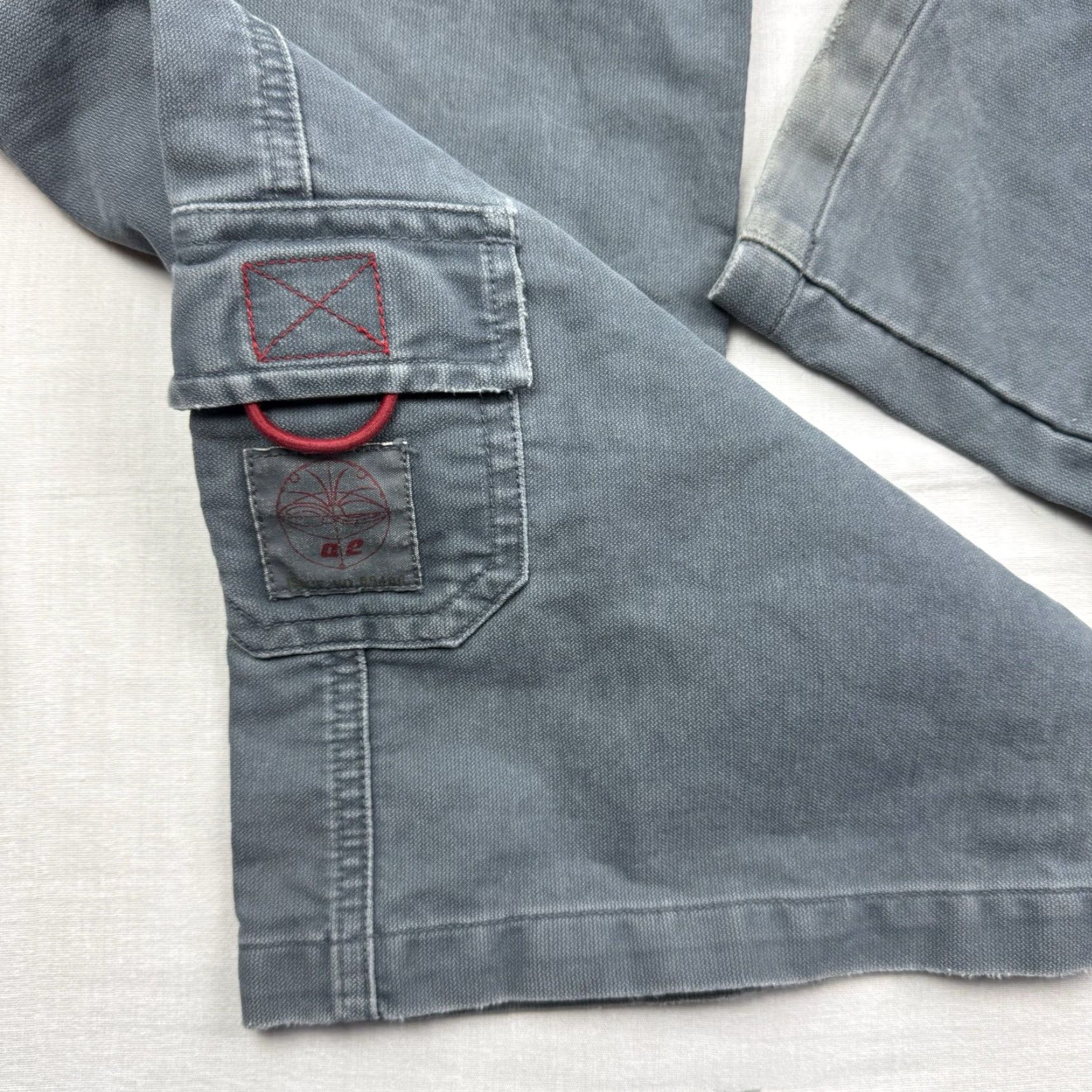American Eagle Outfitters VINTAGE American Eagle Womens Pants 6 Gray Casual High Rise Straight Y2K Army 90s Size 28" / US 6 / IT 42 - 2 Thumbnail