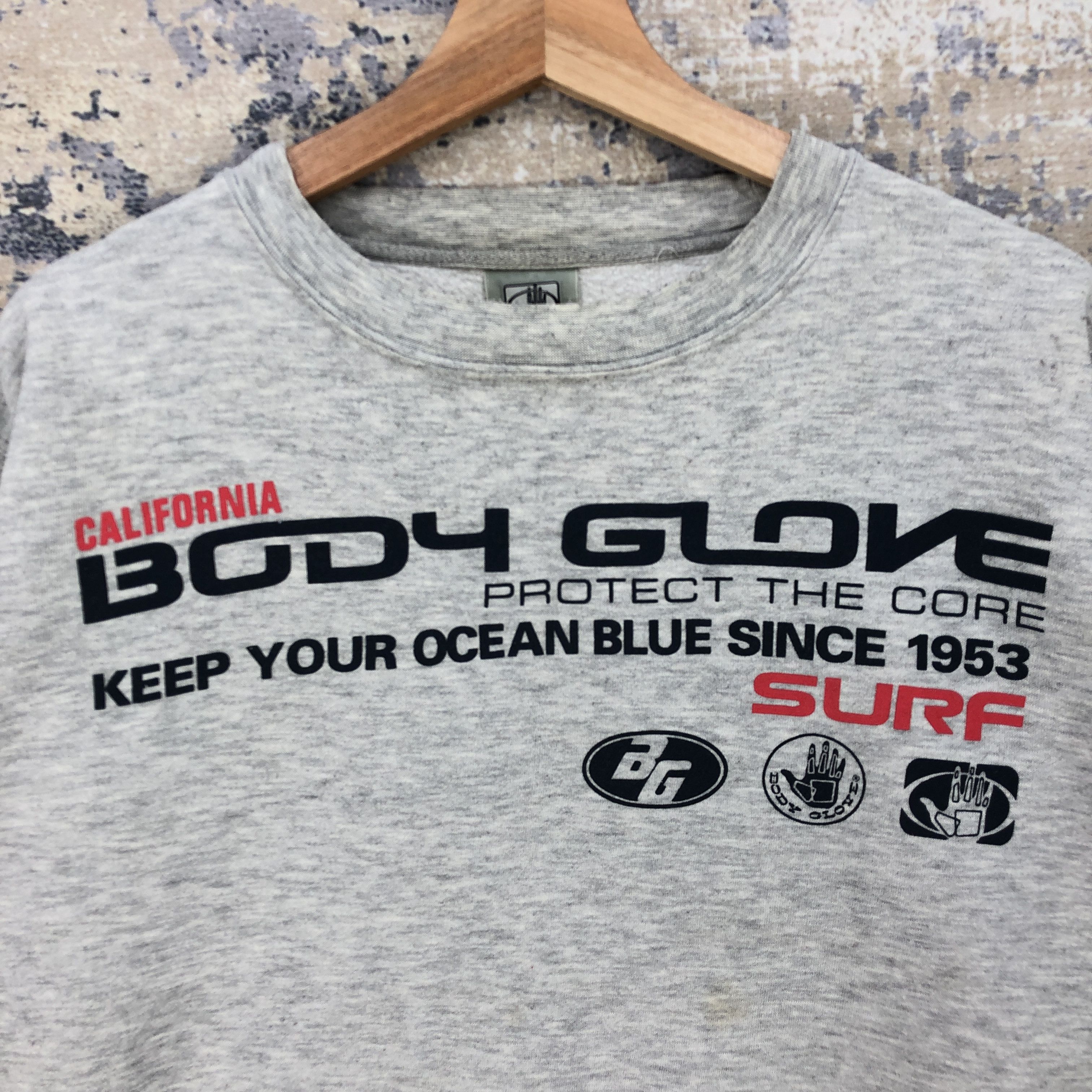 Body Glove Vintage 90s Body Glove Sweater Body Glove Sweatshirt Jumper Size US L / EU 52-54 / 3 - 5 Thumbnail