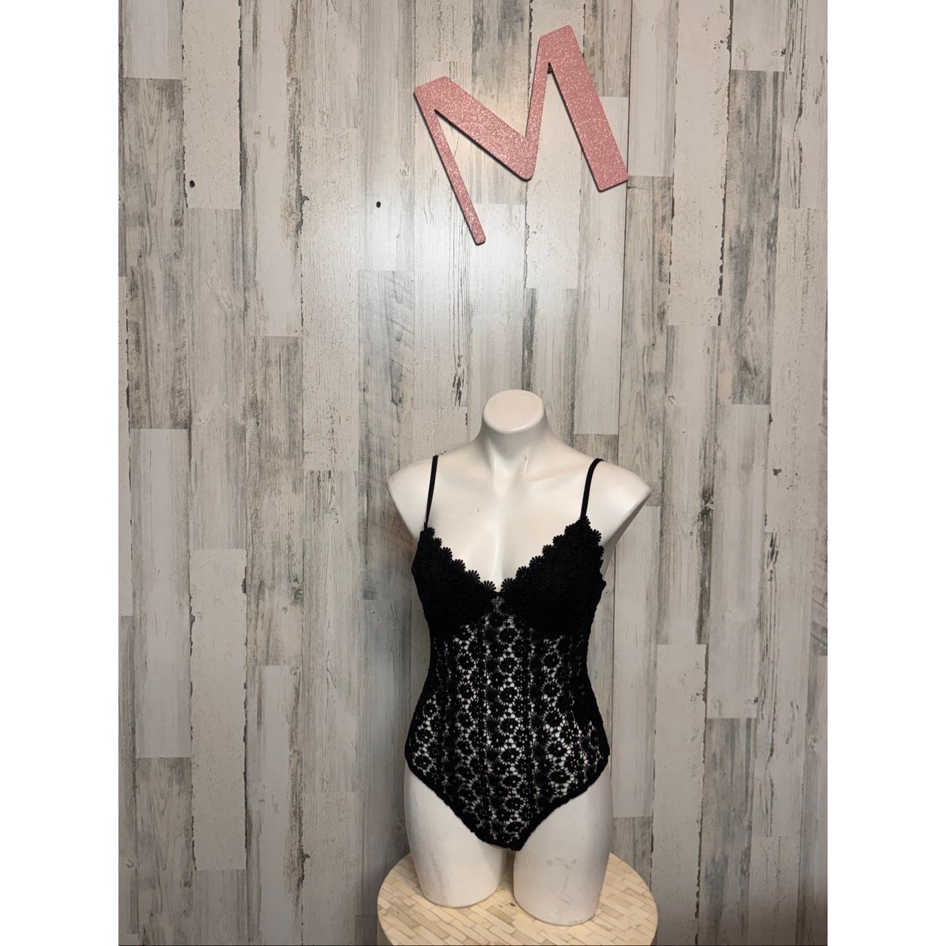 H&M H&M Black Lace Bodysuit Women’s Size M Size M / US 6-8 / IT 42-44 - 2 Thumbnail