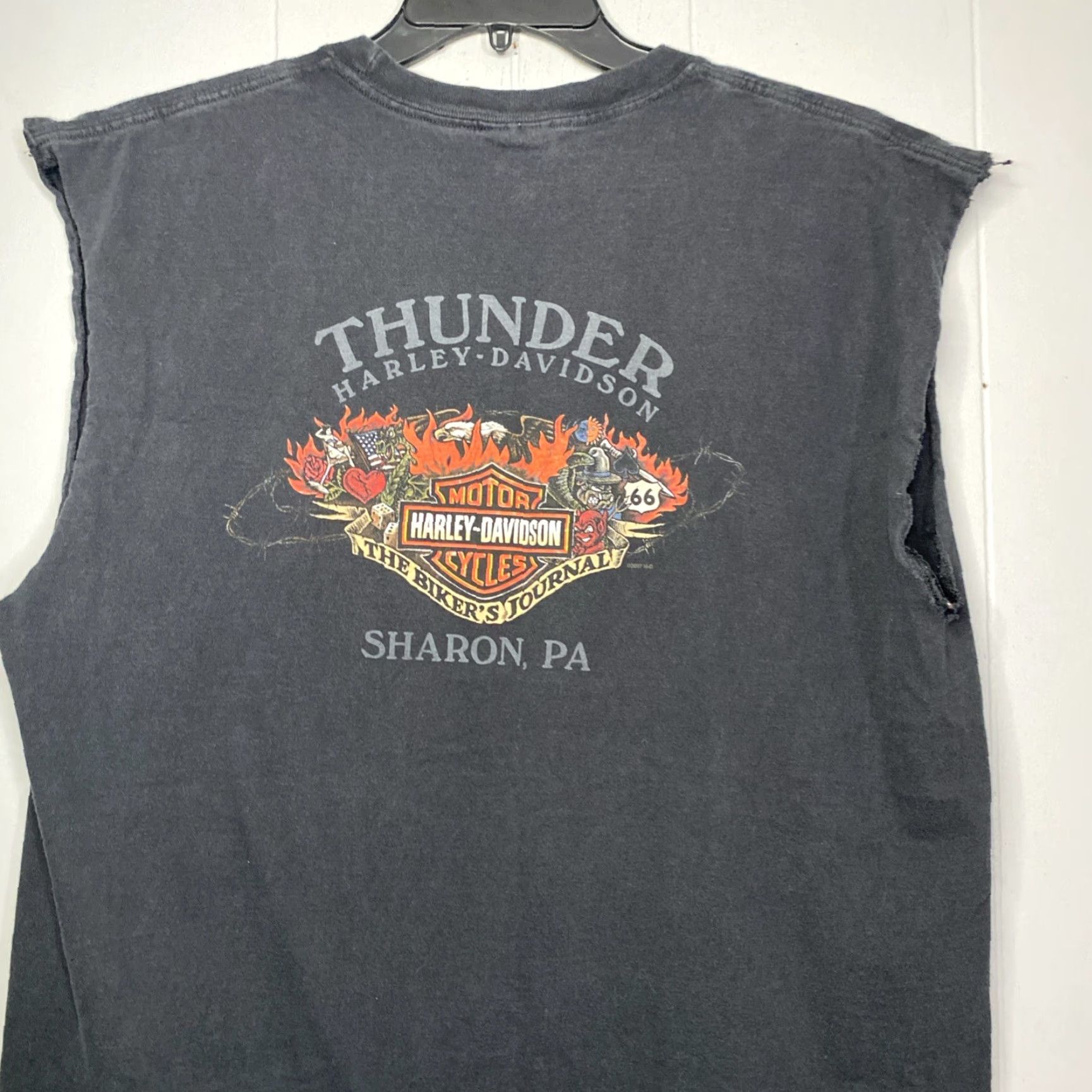 Harley Davidson VINTAGE Harley-Davidson Jester T Shirt Sleeveless XL Black 90s Biker Motorcycle Mens Shirt Size US XL / EU 56 / 4 - 5 Thumbnail