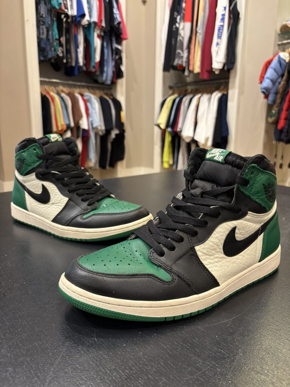 Jordan Brand Jordan 1 Retro High ‘Pine Green’ Size US 11.5 / EU 44-45 - 1 Thumbnail