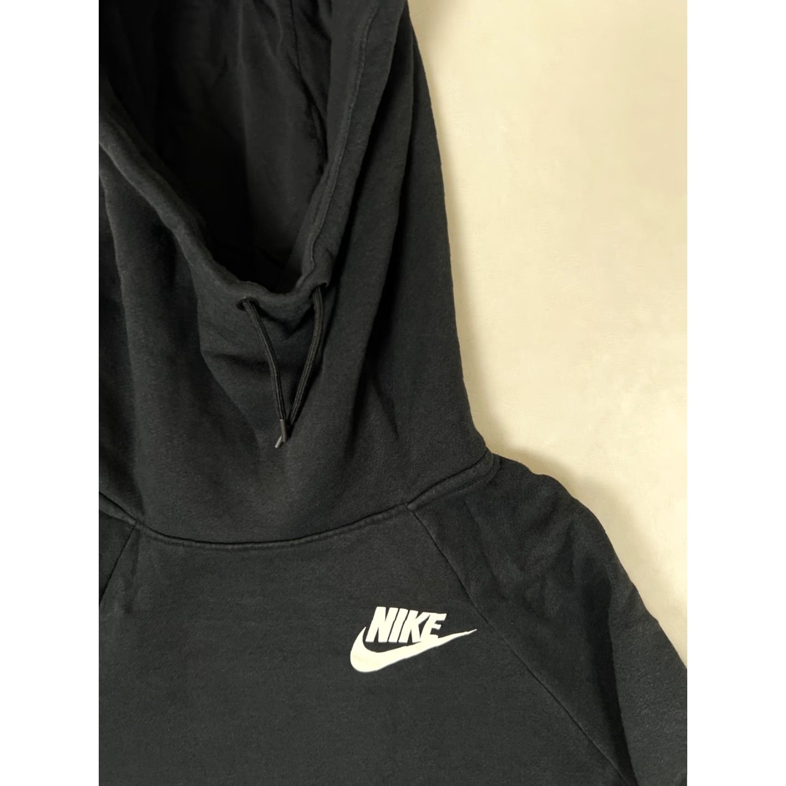 Nike Nike Cowl Hoodie Women's Small Black Pullover Sweatshirt Swoosh Logo Athletic Size S / US 4 / IT 40 - 2 Thumbnail