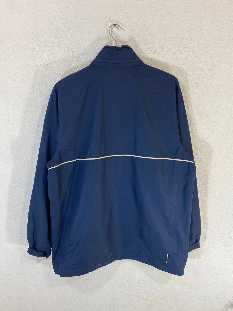 Nike vintage nike clima fit light jacket nice design Size US L / EU 52-54 / 3 - 11 Thumbnail