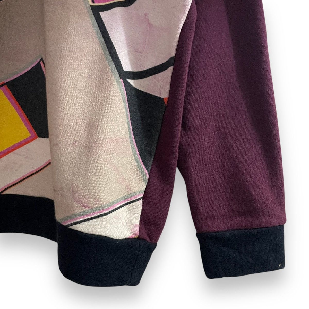 Fendi ORIGINAL FENDI MONOGRAM FEATURING A GEOMETRY PATTERN Size US S / EU 44-46 / 1 - 3 Thumbnail