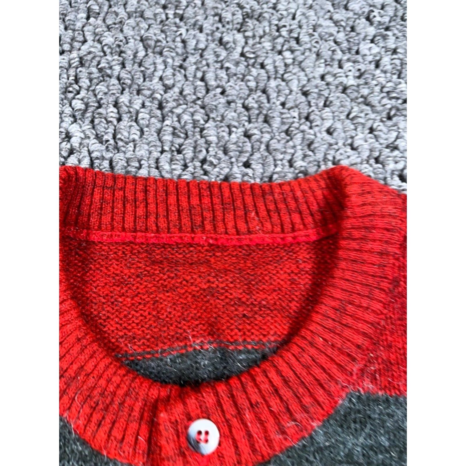 Vintage VTG Vintage Henley Sweater Adult Large Red Gray Striped Fuzzy Knit 90s Mens Pullover Knit Top Size US L / EU 52-54 / 3 - 3 Thumbnail