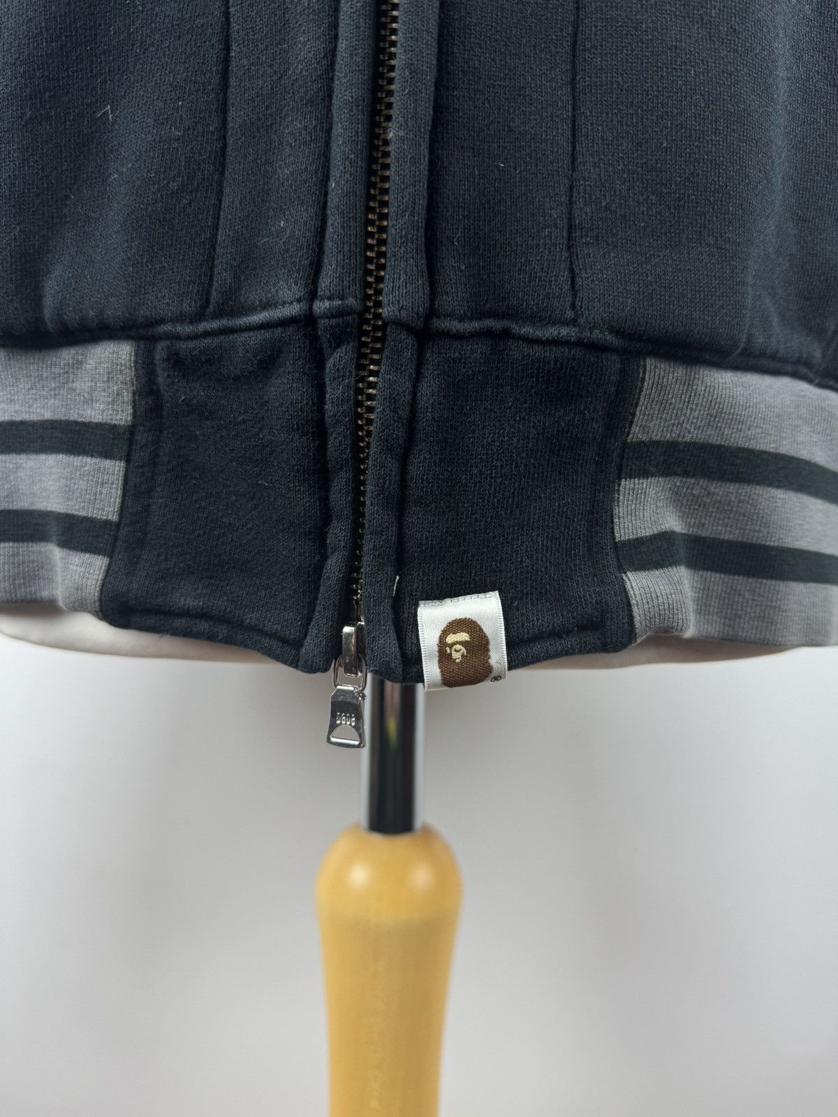 Bape Bape Shark Full Zip Hoodie Jacket Size US L / EU 52-54 / 3 - 3 Thumbnail