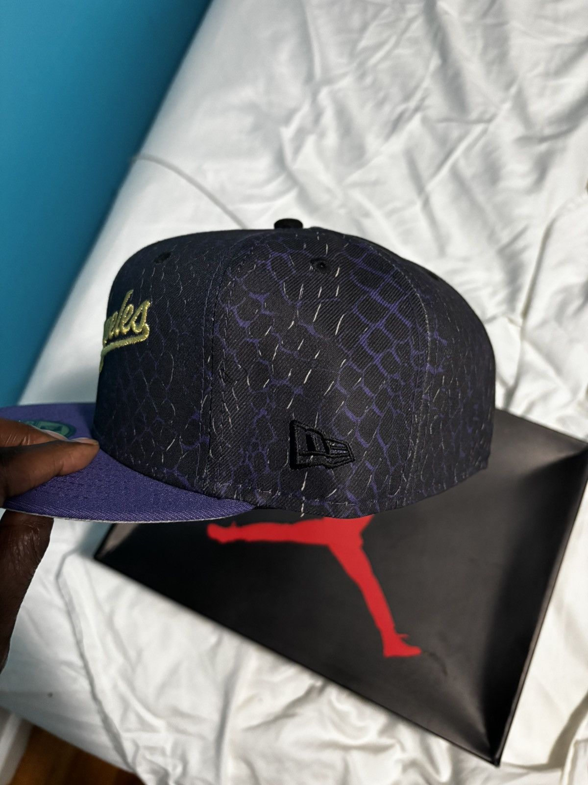 New Era MAMBA DAY 2TONE DODGERS 8X CHAMP Size 34 - 6 Thumbnail