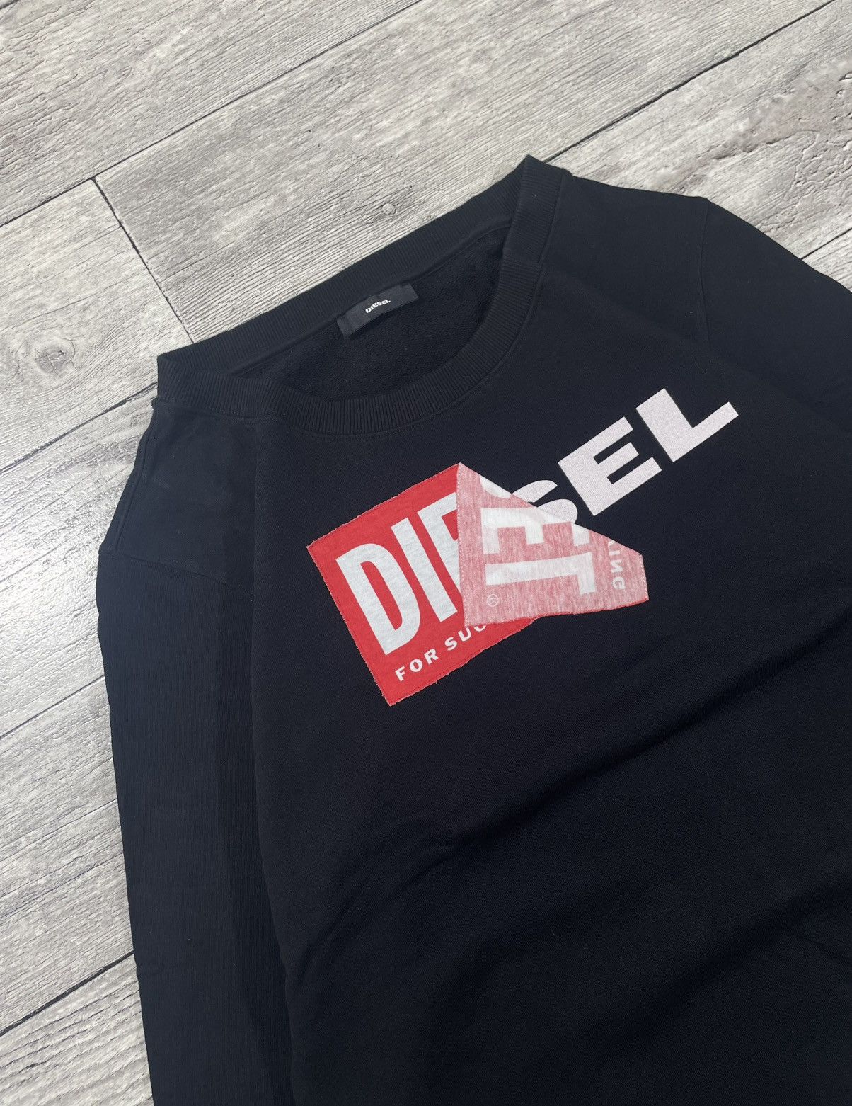 Diesel Vintage Style Diesel Big Logo Black Sweatshirt Streetwear Size US M / EU 48-50 / 2 - 2 Thumbnail
