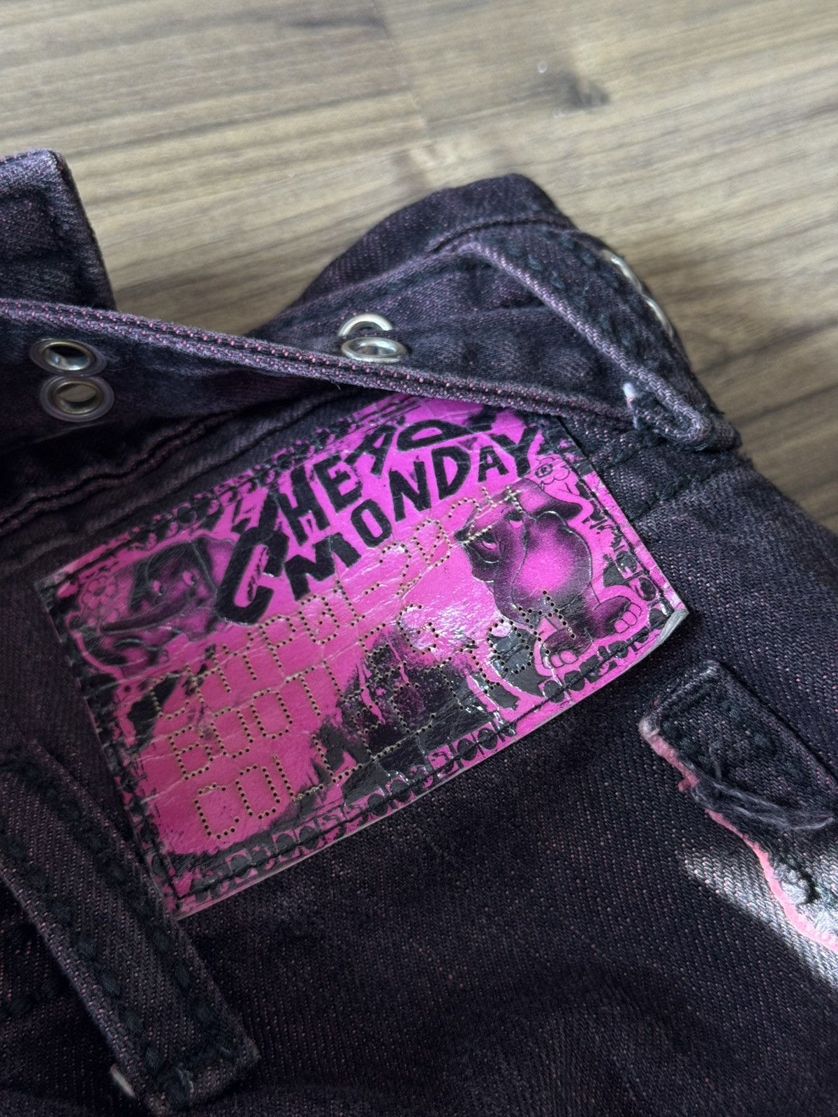 Cheap Monday Cheap Monday AntiLow Waist Baggy Jeans Pink Purple Size 27" / US 4 / IT 40 - 18 Thumbnail