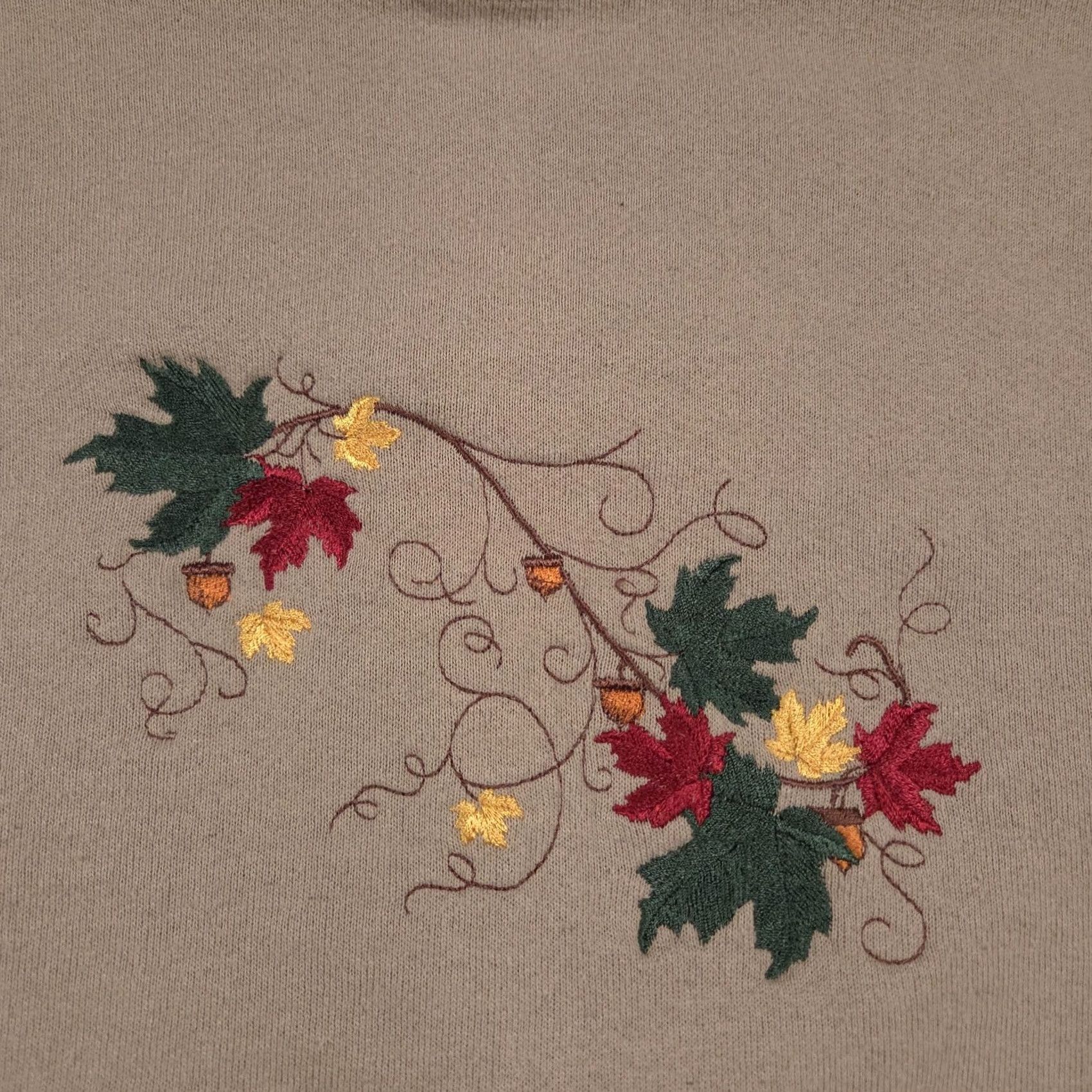 Fruit Of The Loom VINTAGE Fruit of the Loom Sweatshirt Womens XL Beige Embroidered Leaf Acorn Fall Pullover Crew Mens Size XL / US 12-14 / IT 48-50 - 4 Thumbnail