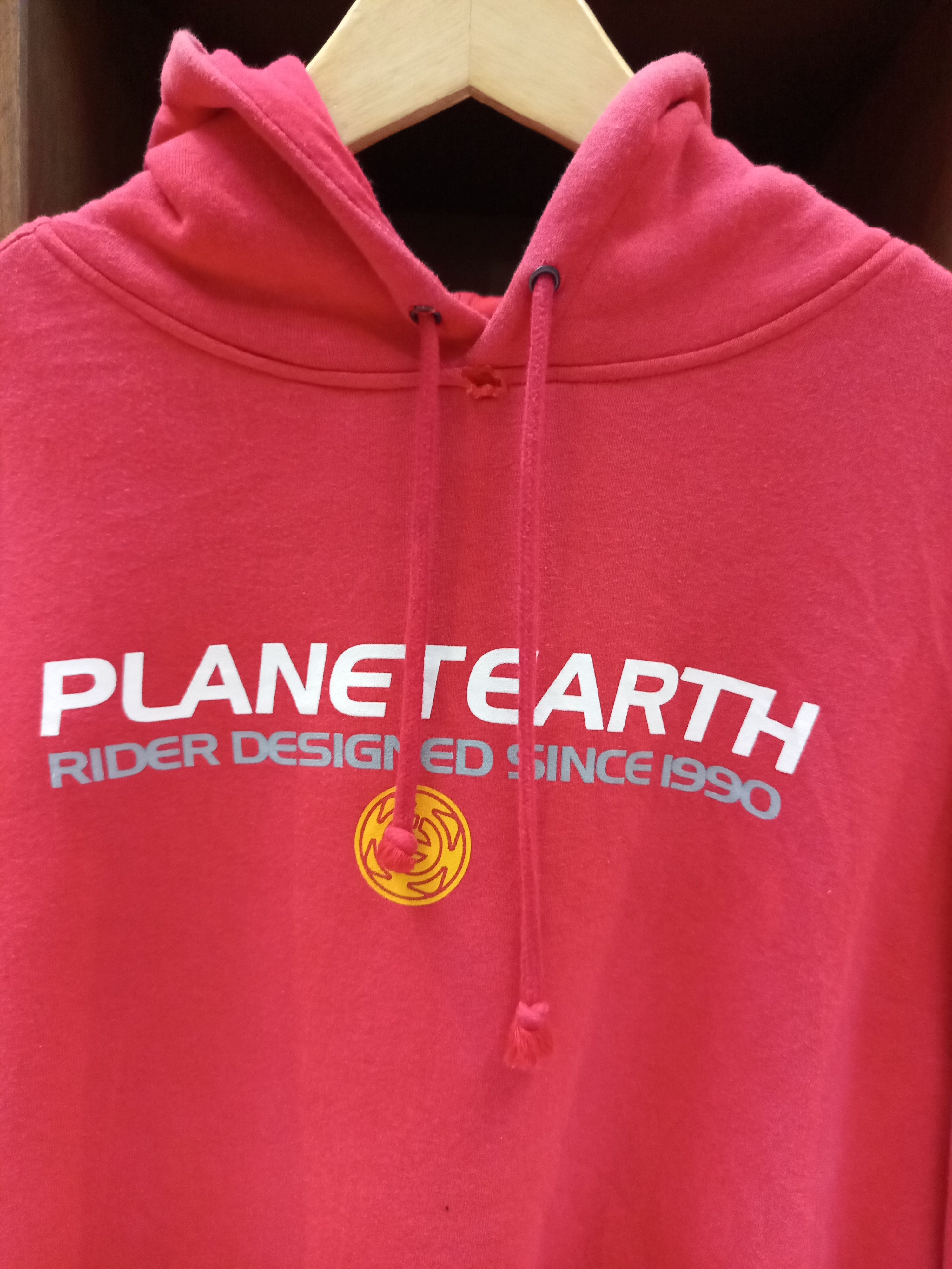 Vintage Y2K Planet Earth Skateboards Pullover Hoodie Size US L / EU 52-54 / 3 - 5 Thumbnail