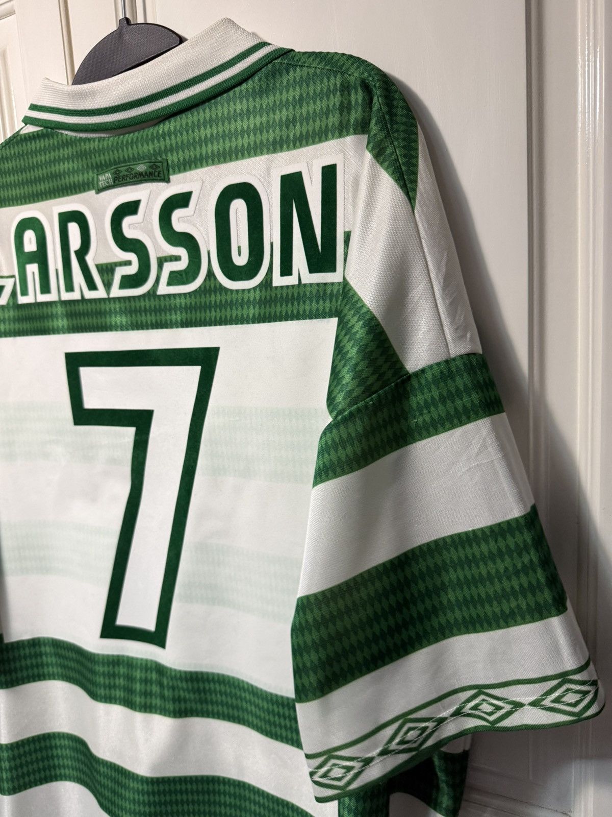 Umbro 1997/99 Celtic FC jersey Home #7 Larsson XXL Size Size US XXL / EU 58 / 5 - 6 Thumbnail