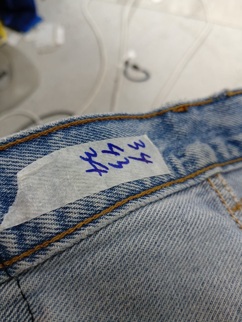 Levi's vintage levis jeans distressed denim 501 usa Size US 34 / EU 50 - 8 Thumbnail