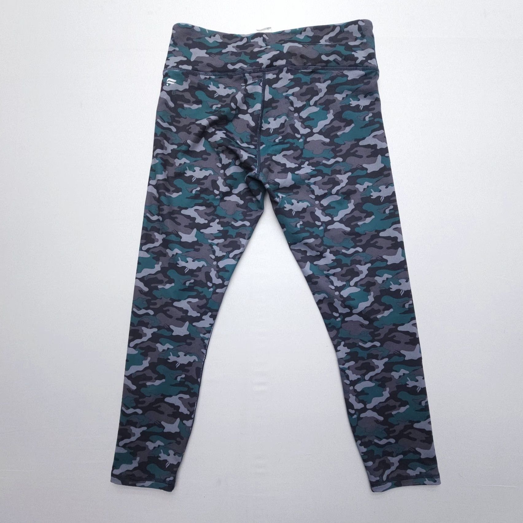 Fabletics Fabletics Powerhold Crop Leggings Womens Small Green Camo Compression Gym Yoga Size 28" / US 6 / IT 42 - 3 Thumbnail