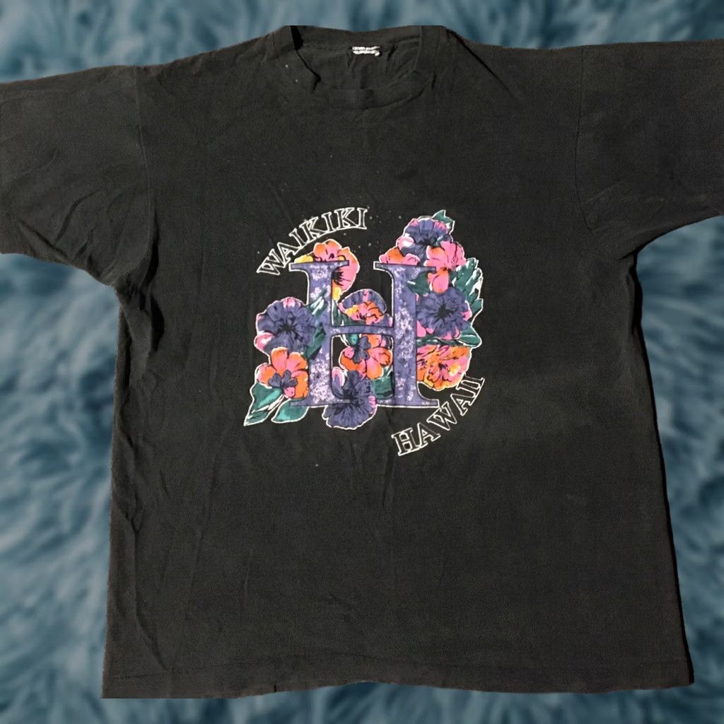 Vintage VINTAGE Maui Waikiki Hawaii Faded Distressed Shirt L Black 80s 90s Grunge Surf USA Mens Shirt Size US L / EU 52-54 / 3 - 1 Thumbnail