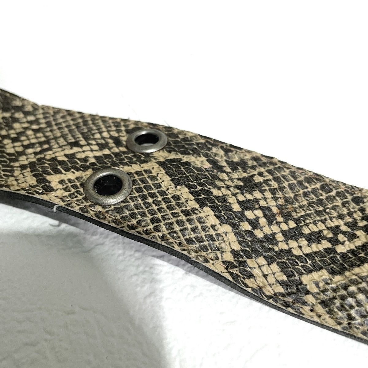If Six Was Nine Vintage y2k snake skin belt Size ONE SIZE - 5 Thumbnail