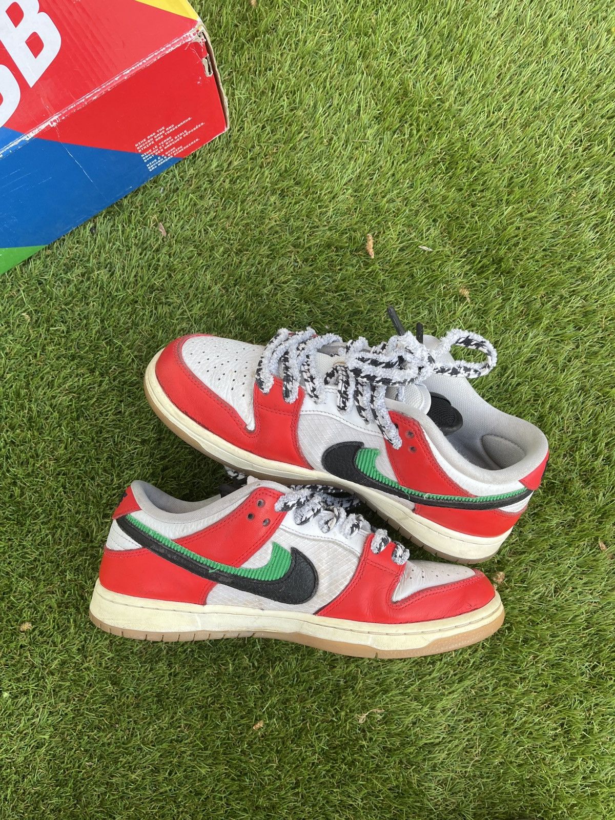Nike Nike sb dunk low “Frame skate Habibi” us7//uk6//eu40 Size US 7 / EU 40 - 3 Thumbnail