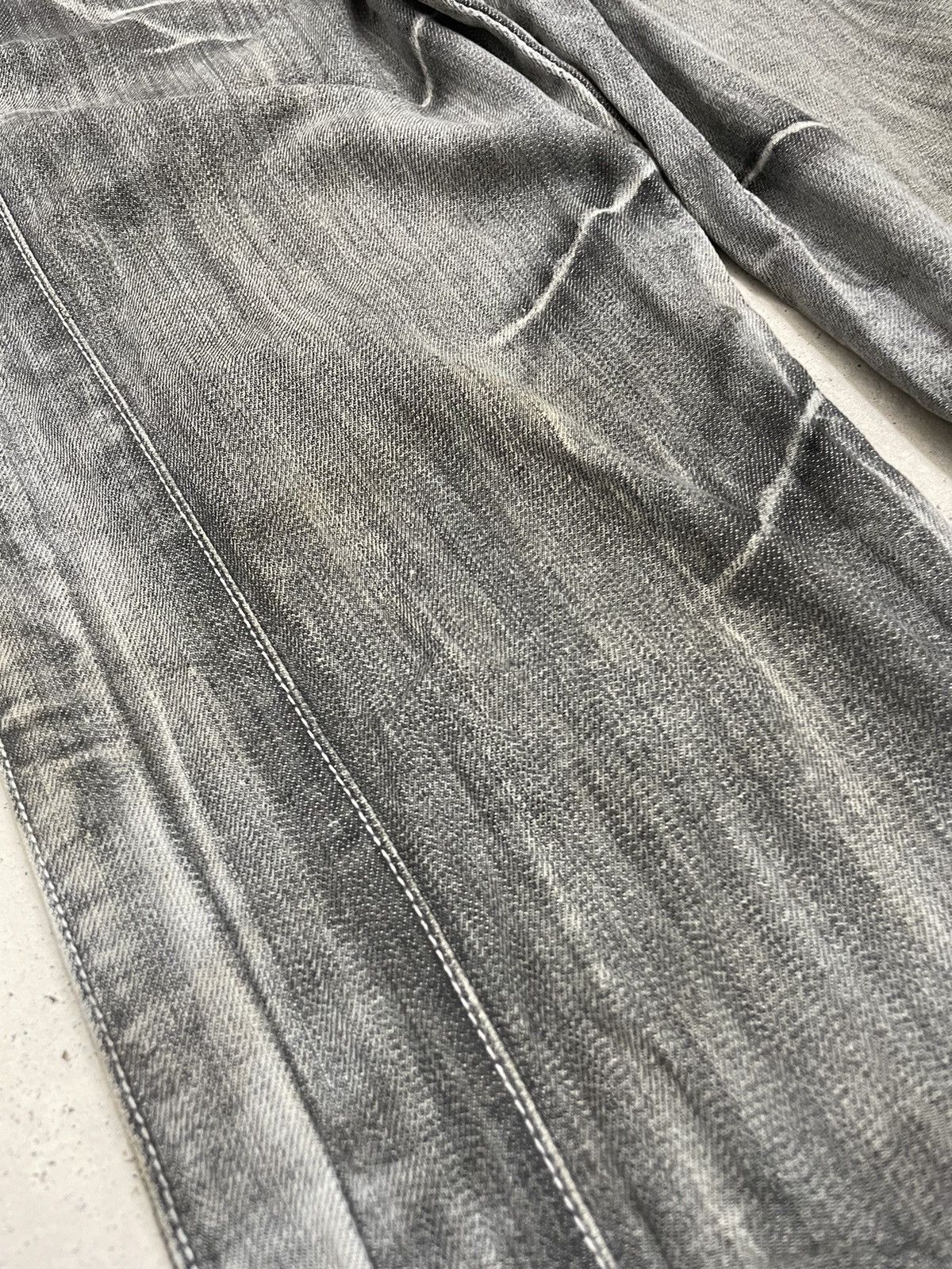 Japanese Brand TR2 Grey Bleach Whisker Semantic Design Denim Size US 30 / EU 46 - 8 Thumbnail