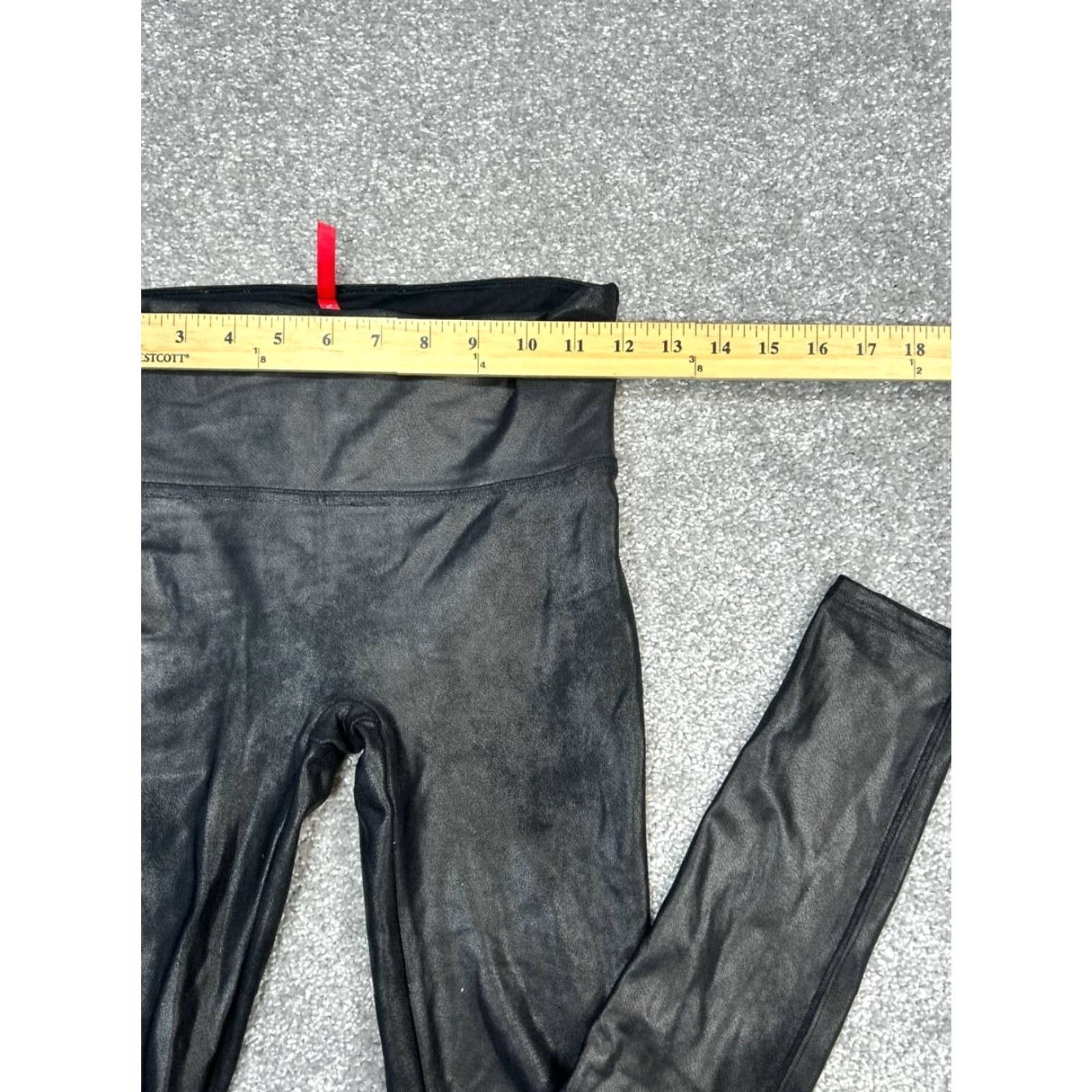 Spanx Spanx Leggings Womens Small Black Faux Leather Stretch Mid Rise Casual Size 28" / US 6 / IT 42 - 7 Thumbnail
