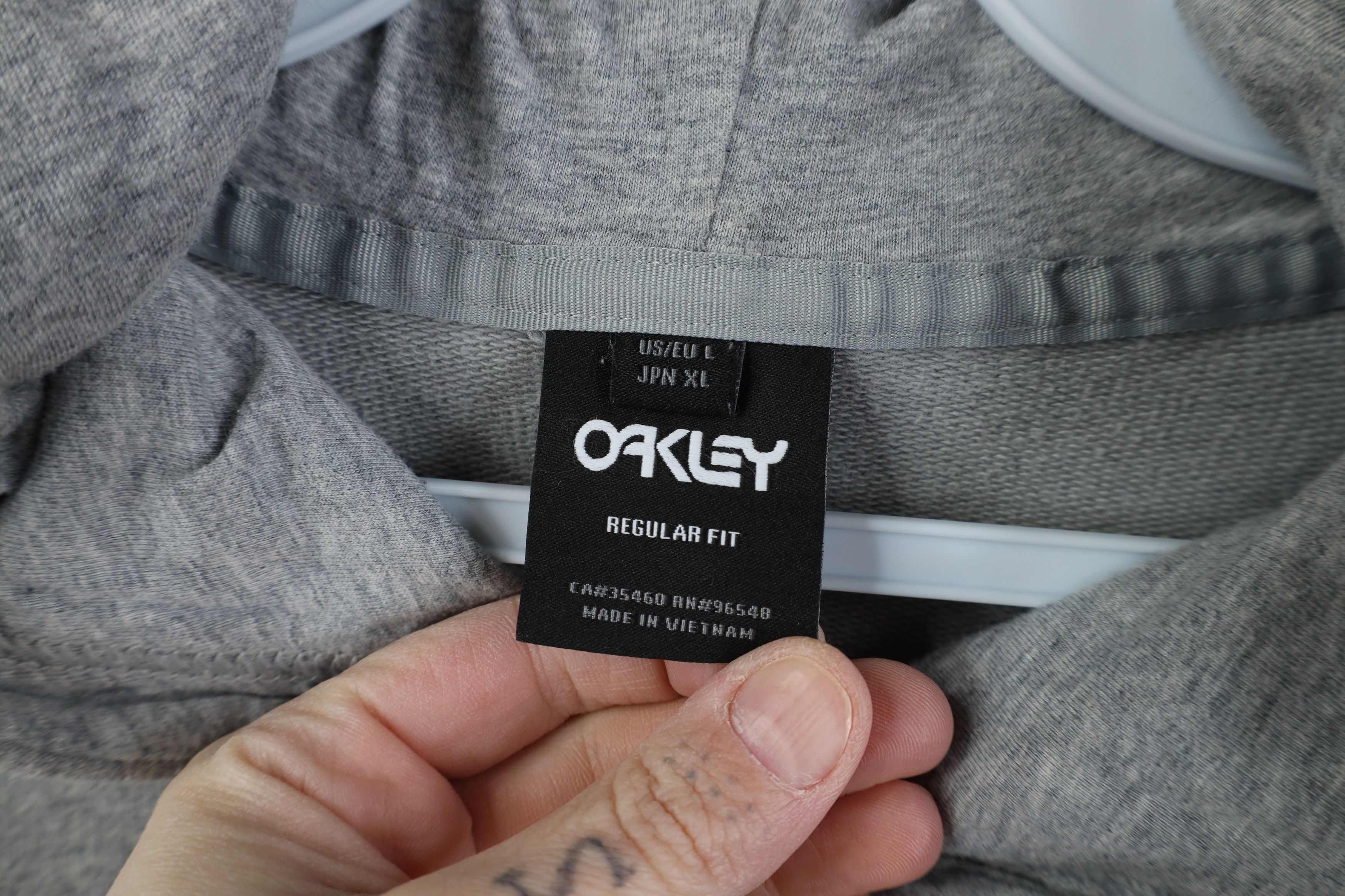 Oakley Vintage Y2K Oakley Spell Out Hoodie Sweatshirt Heather Gray Size US L / EU 52-54 / 3 - 6 Thumbnail