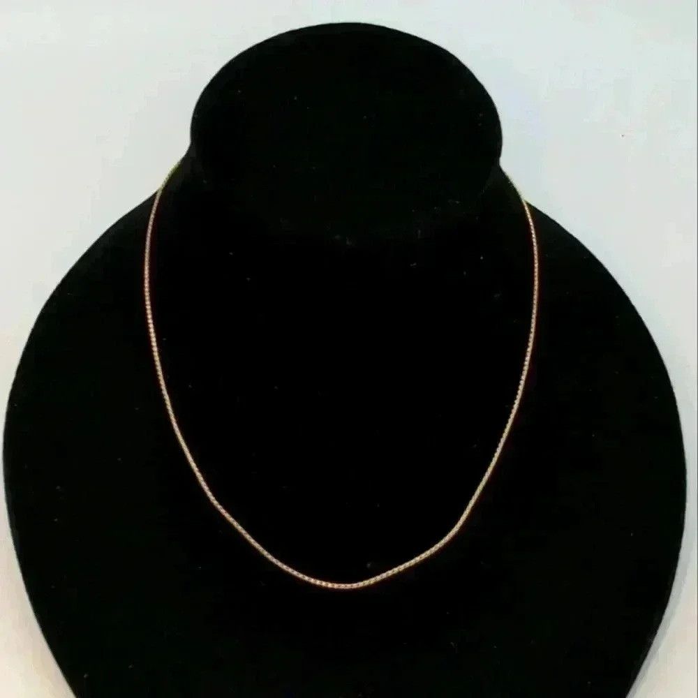Vintage Vintage Estate 16 in Gold Tone Necklace Size ONE SIZE - 1 Thumbnail