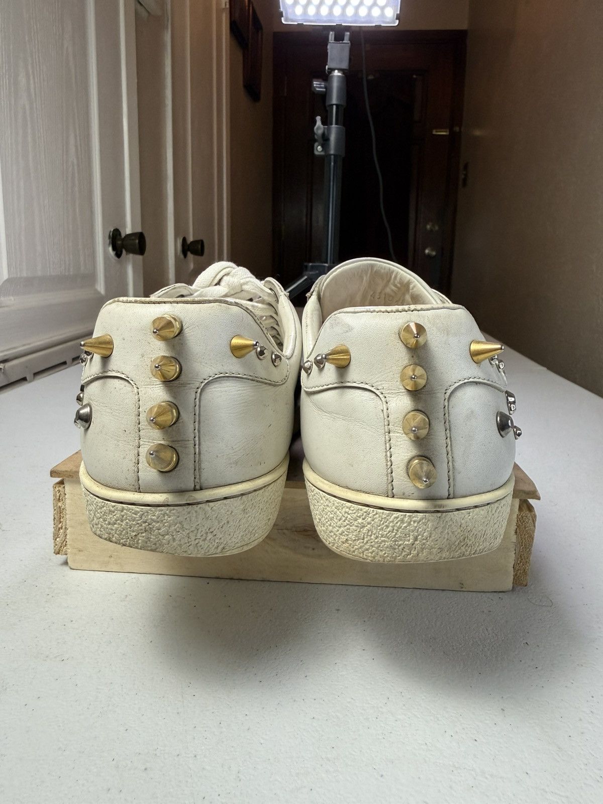 Gucci Gucci Sneakers White with Web and Studs Sz 7.5 G / US 8.5 Size US 7.5 / EU 40-41 - 6 Thumbnail